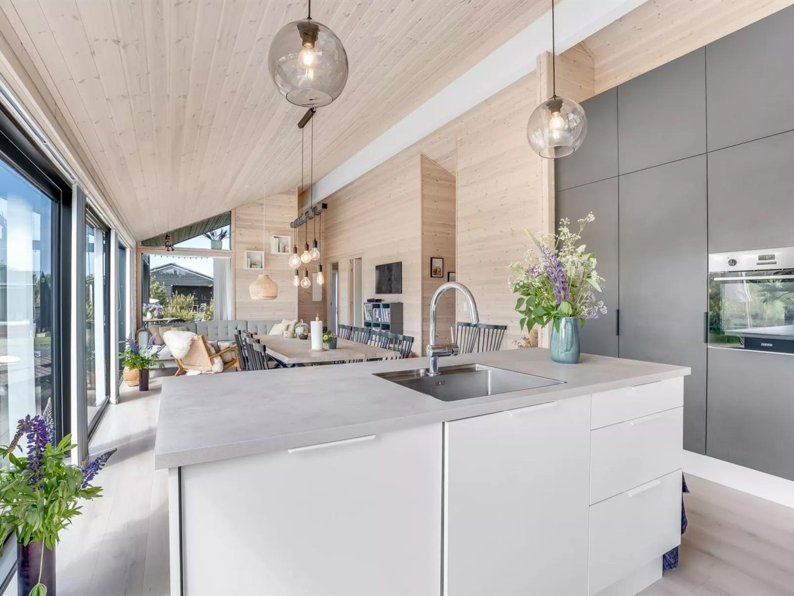 "Edite" - 900m from the sea-Binnen