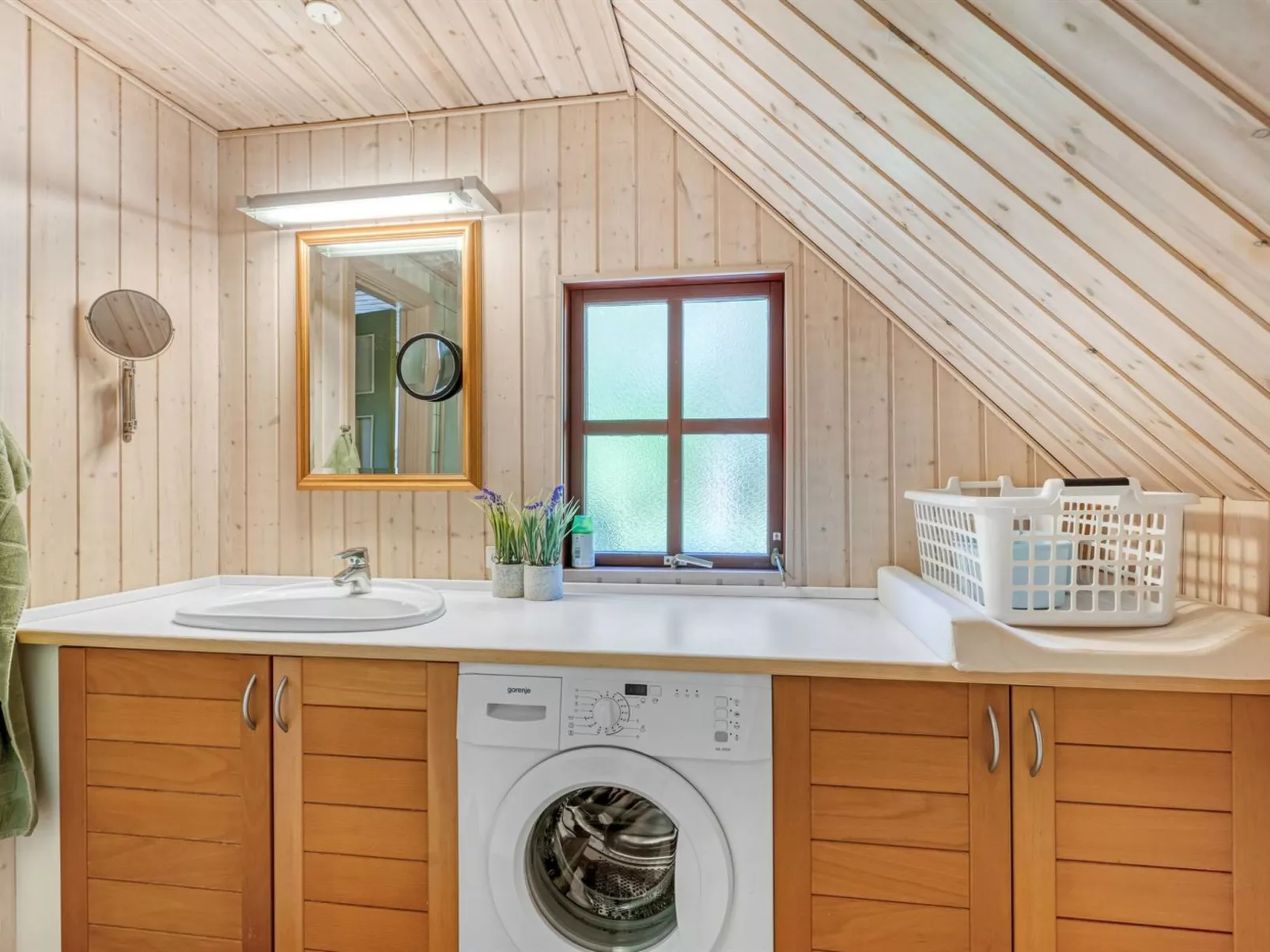 "Niesina" - 600m to the fjord-Binnen