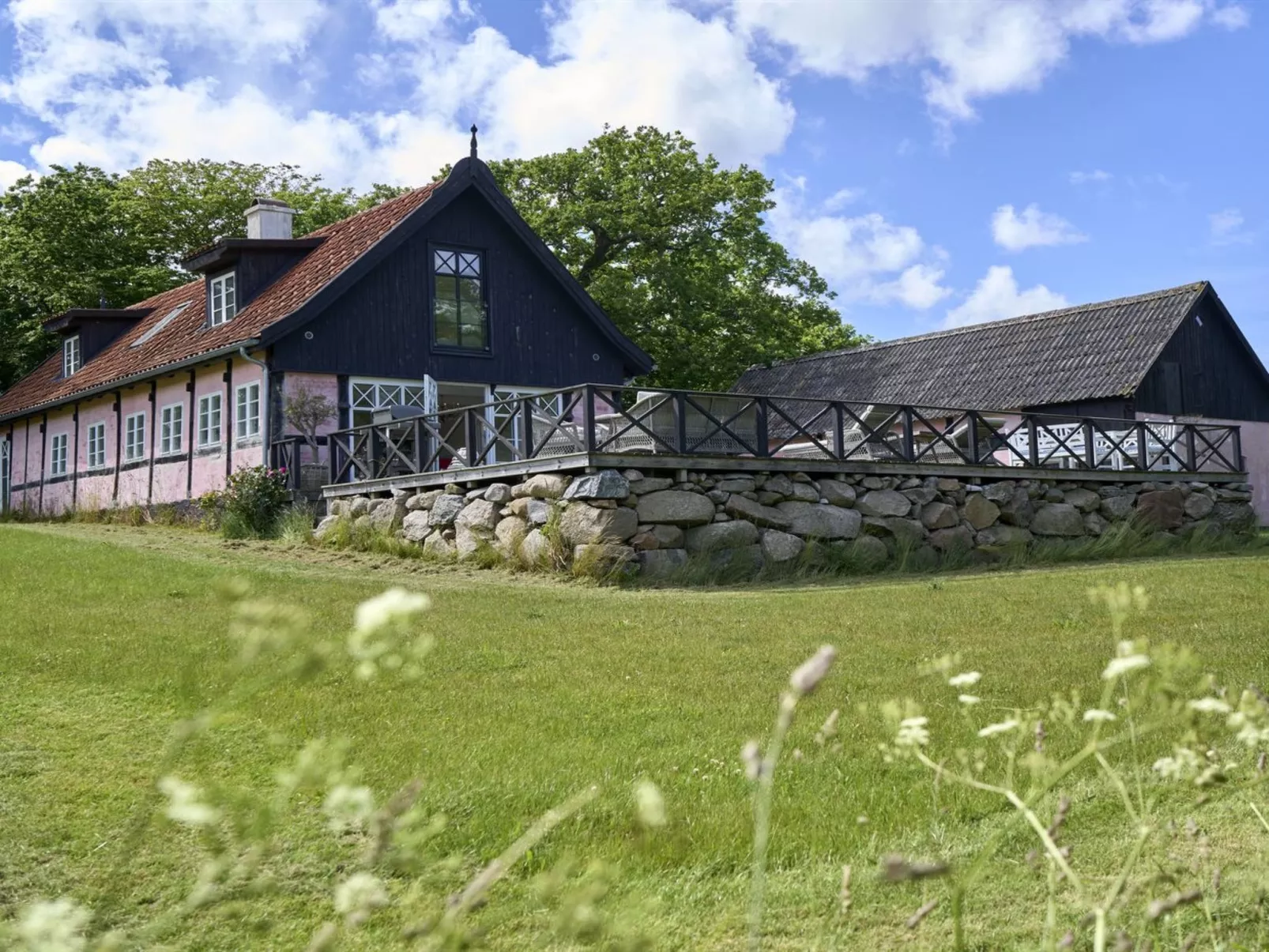 "Merrit" - 250m from the sea-Buiten