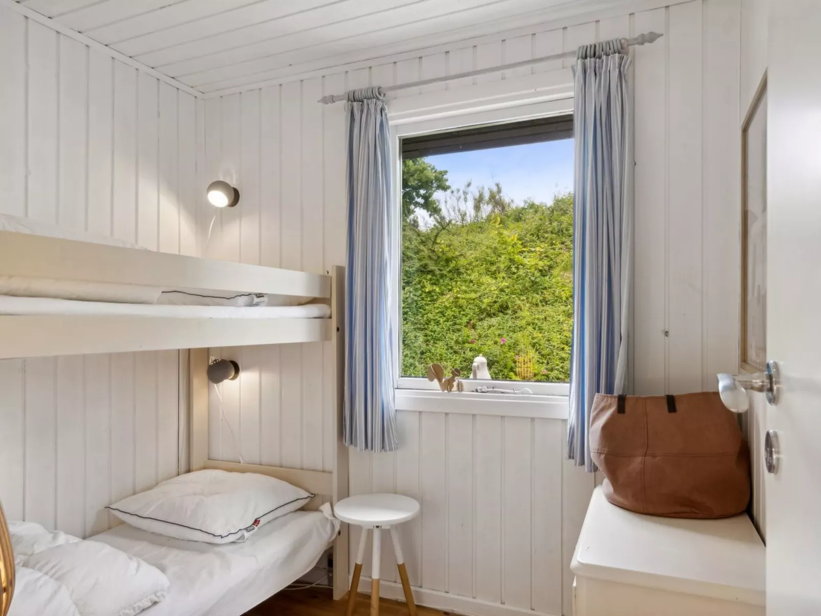 "Gærmund" - 700m from the sea-Binnen