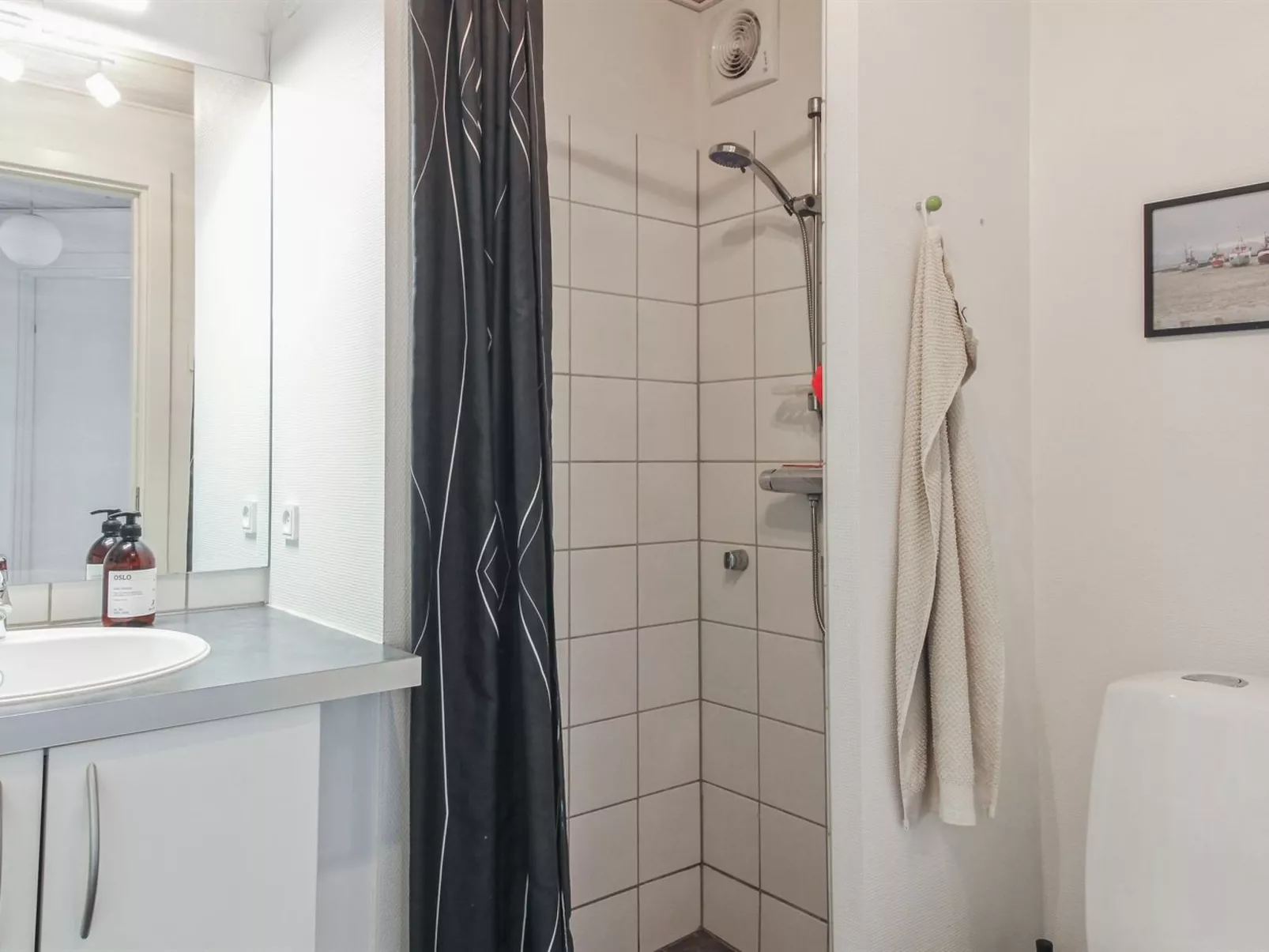 "Truls" - 700m from the sea-Binnen