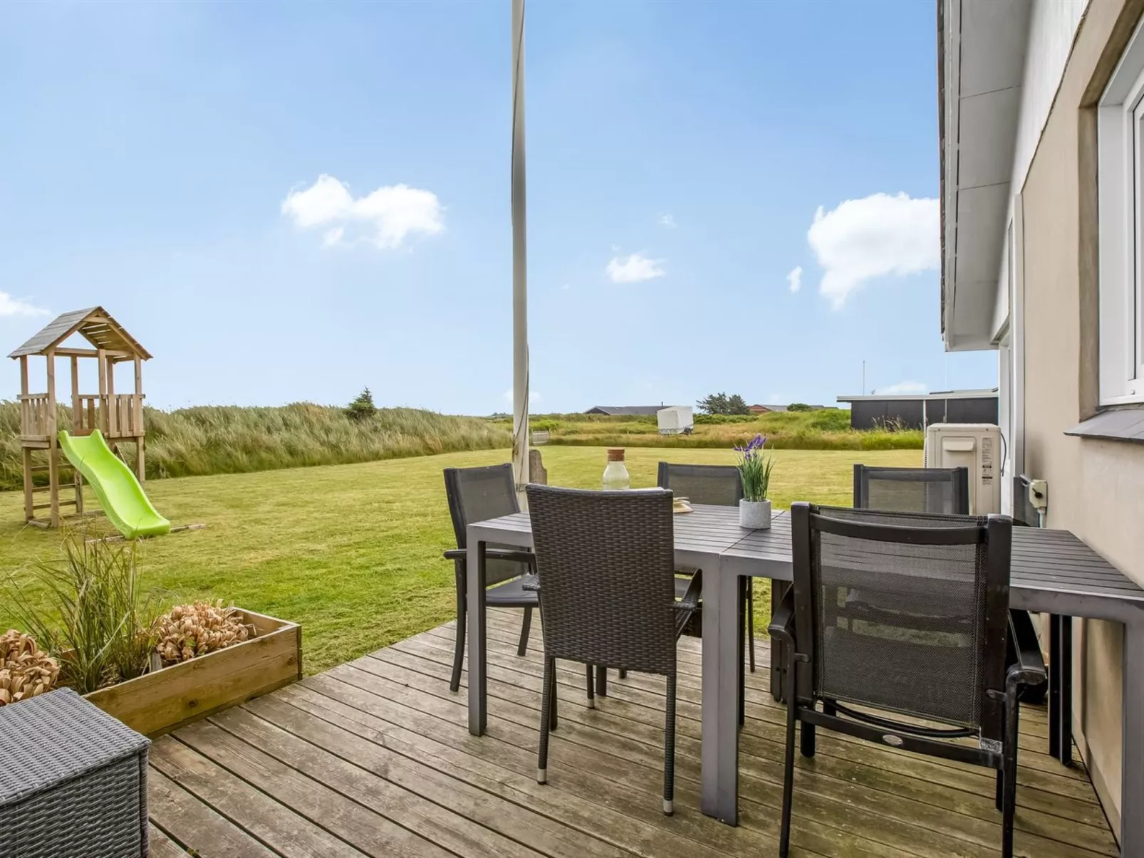 "Hejdi" - 650m from the sea-Buiten