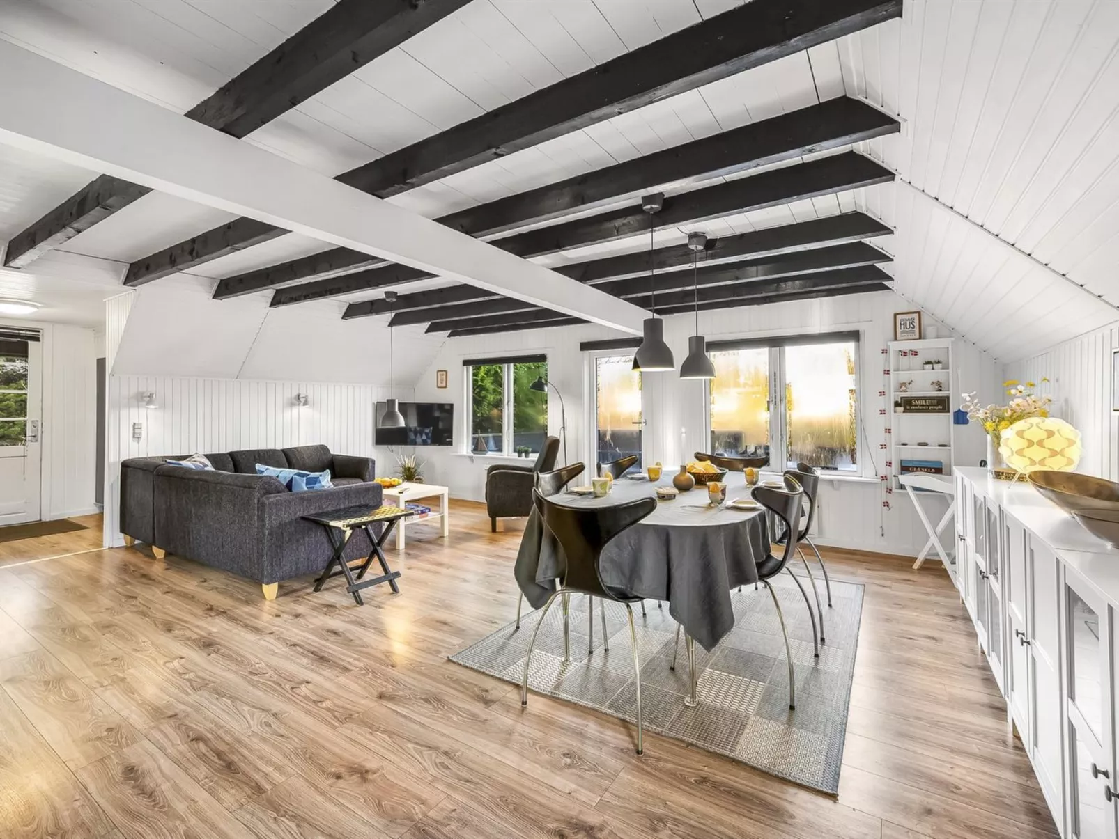 "Sampo" - 150m to the fjord-Binnen