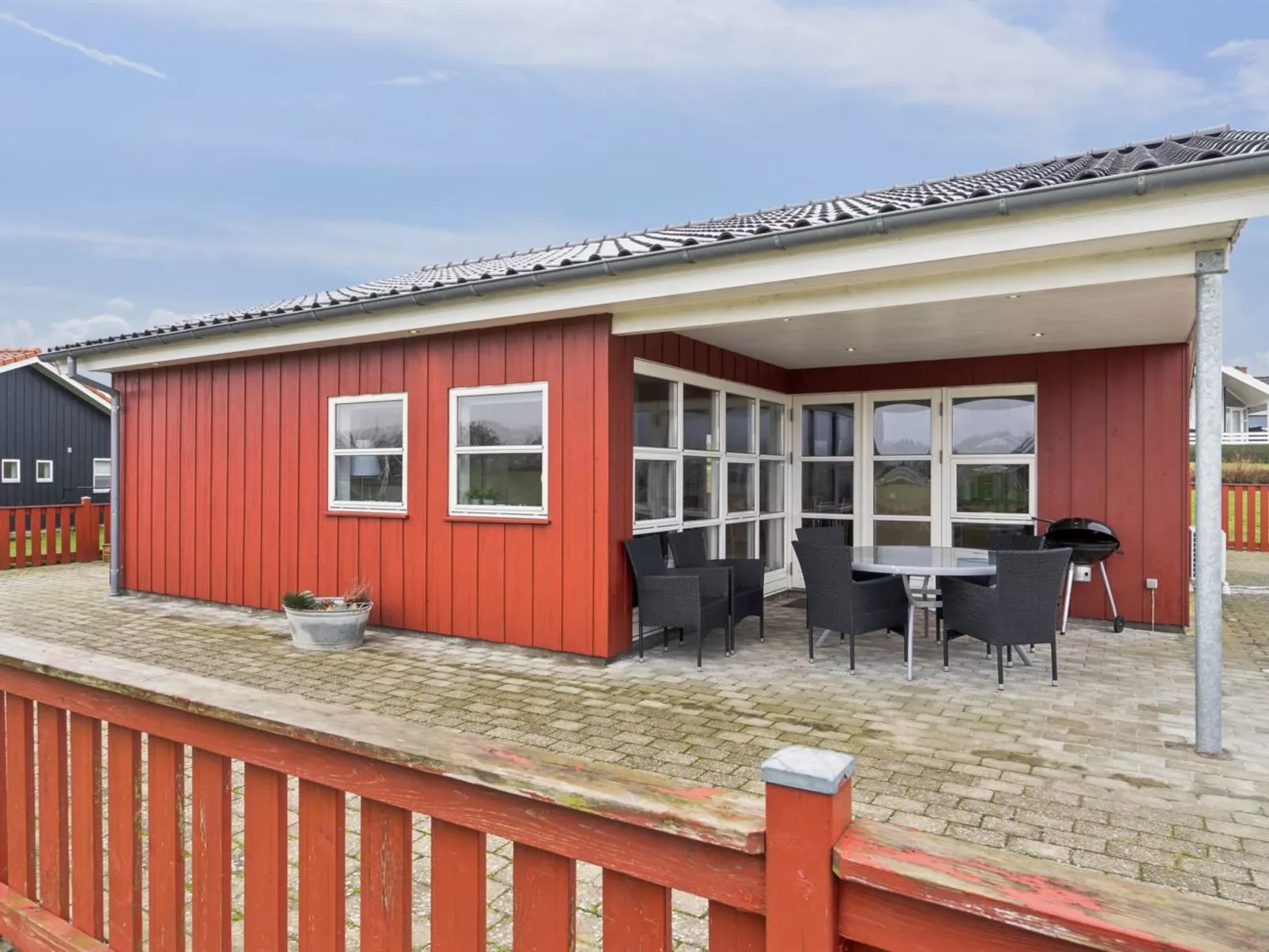 "Aira" - 200m from the sea-Buiten