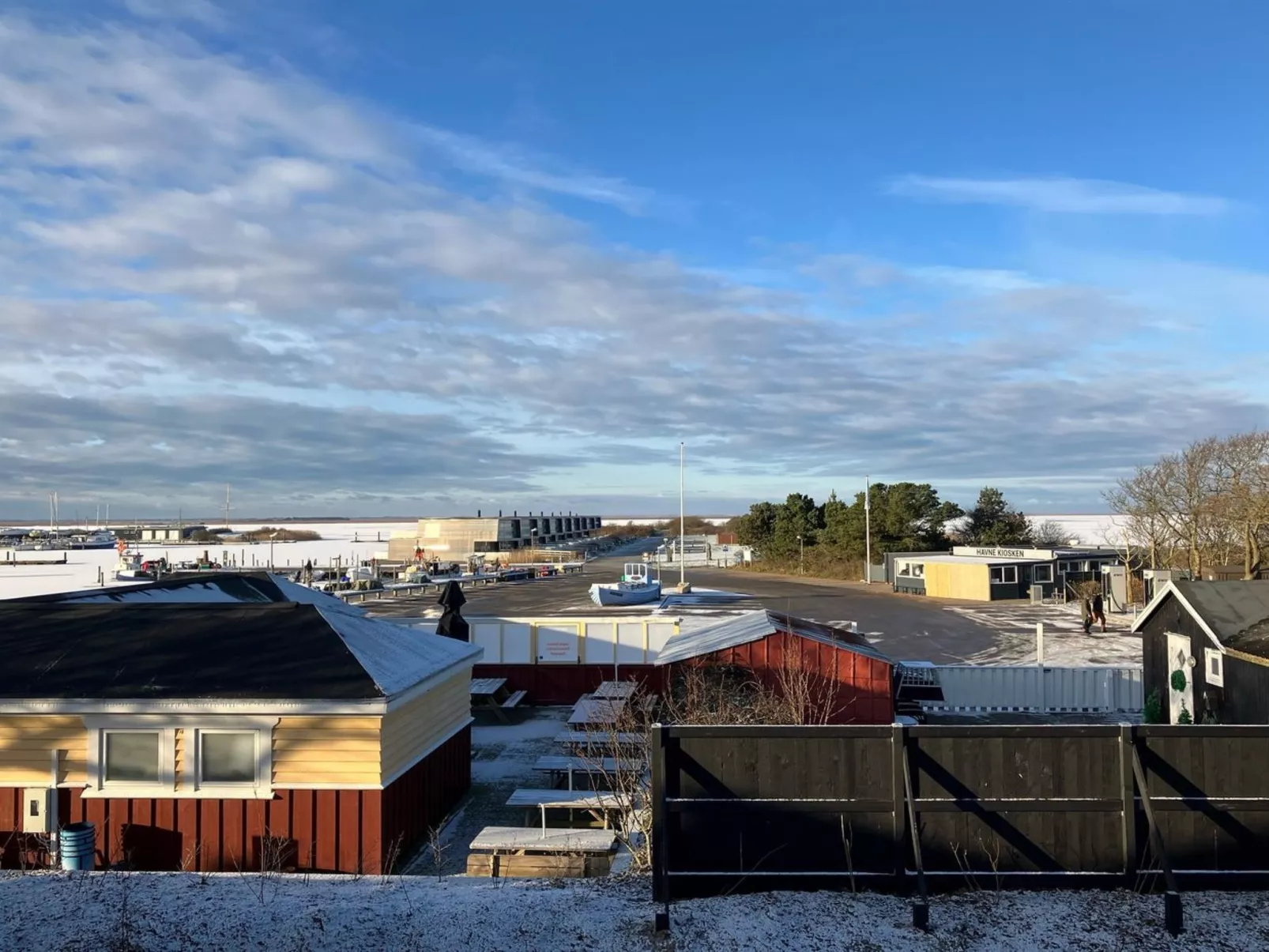 "Gustav" - 100m to the fjord-Buiten