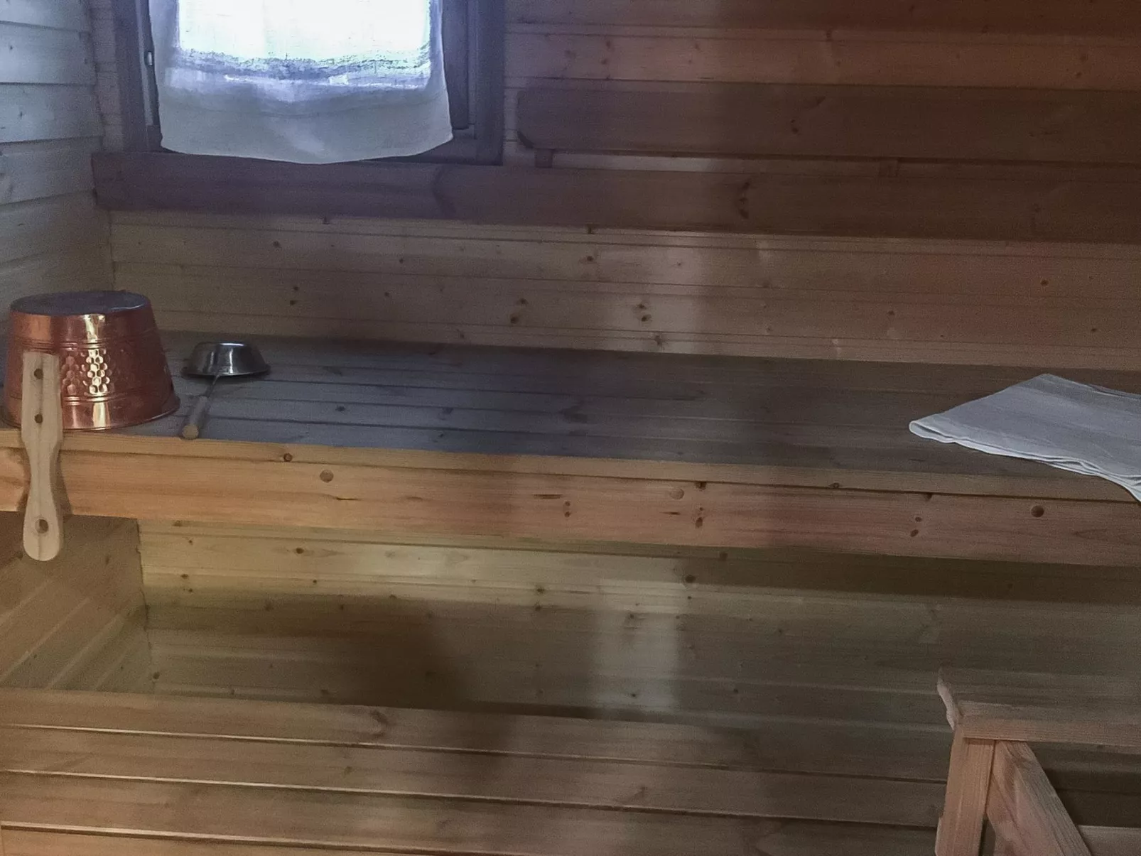 Lomaylläs b26 /palovaarankaarre 8 a-Binnen