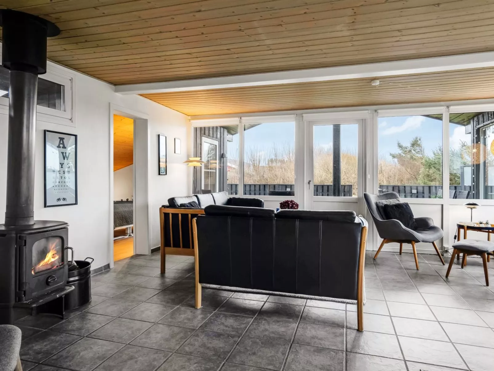 "Erblin" - 400m from the sea-Binnen