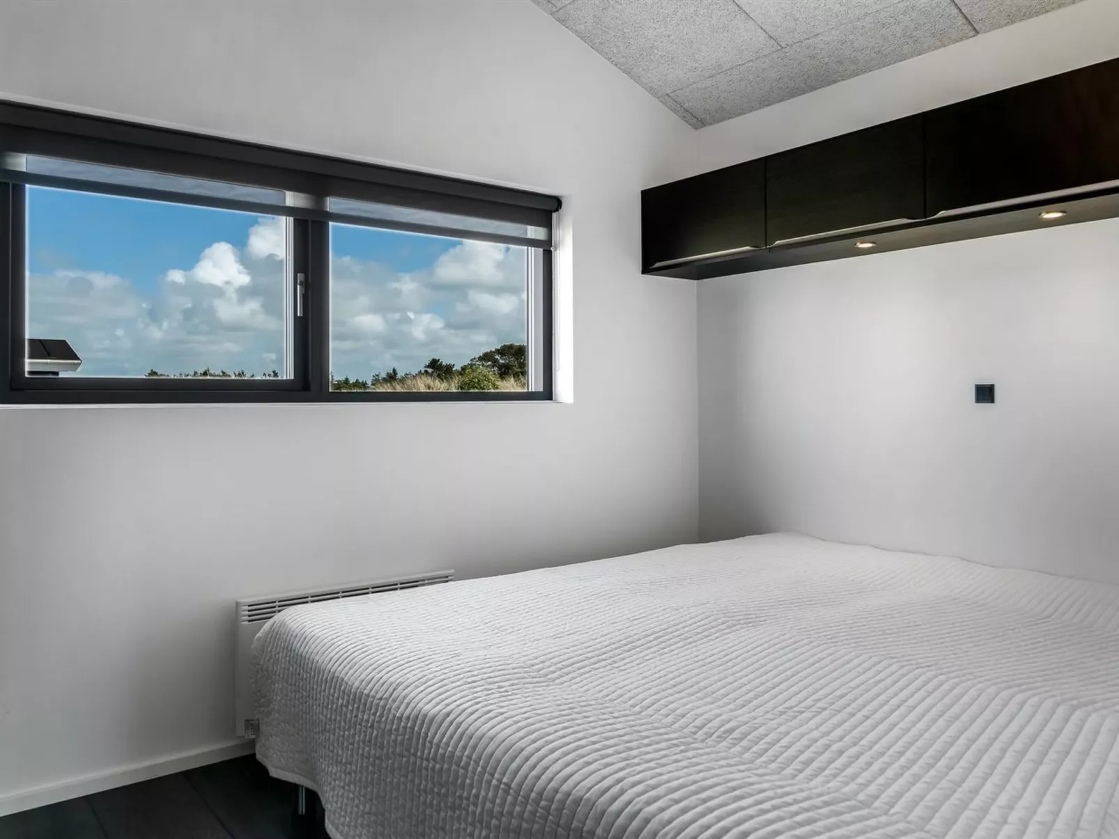 "Eriksine" - 750m from the sea-Binnen