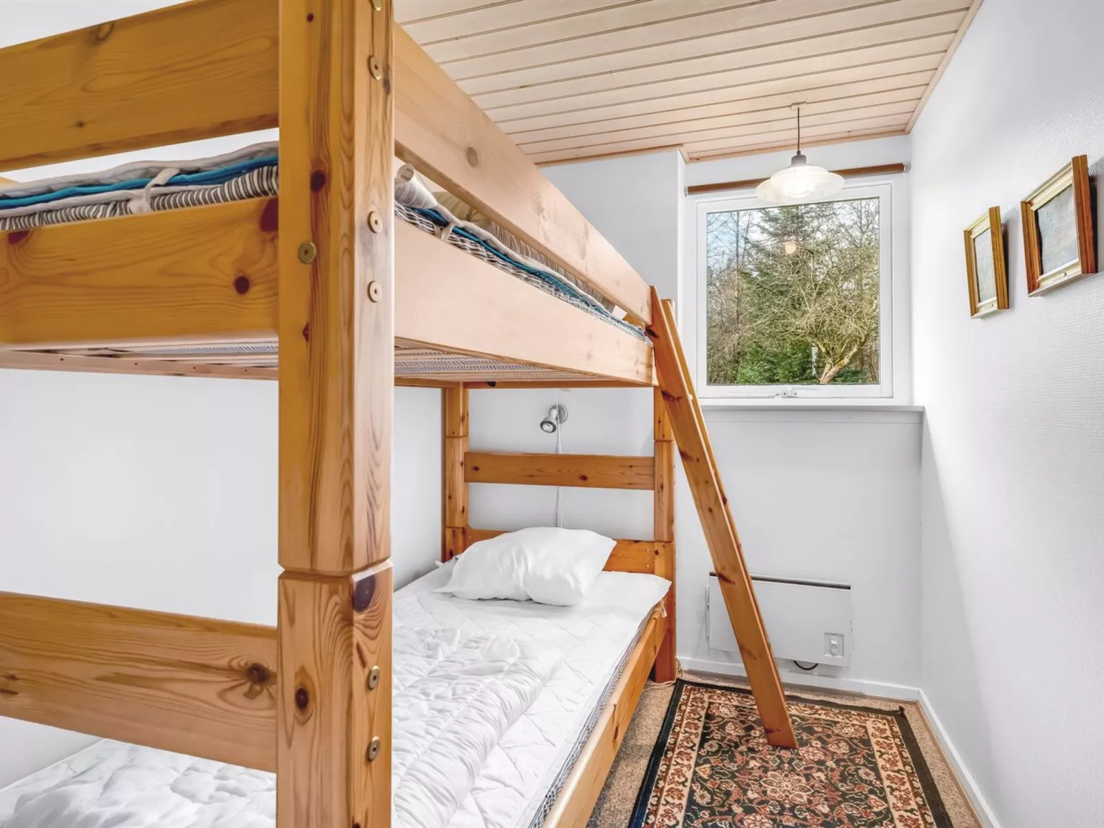 "Marika" - 400m to the fjord-Binnen