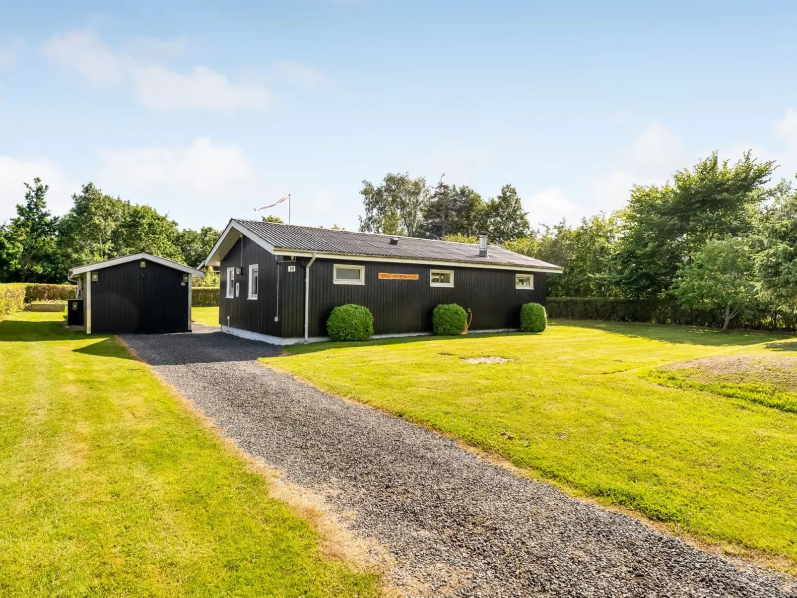 "Helma" - 500m to the fjord-Buiten