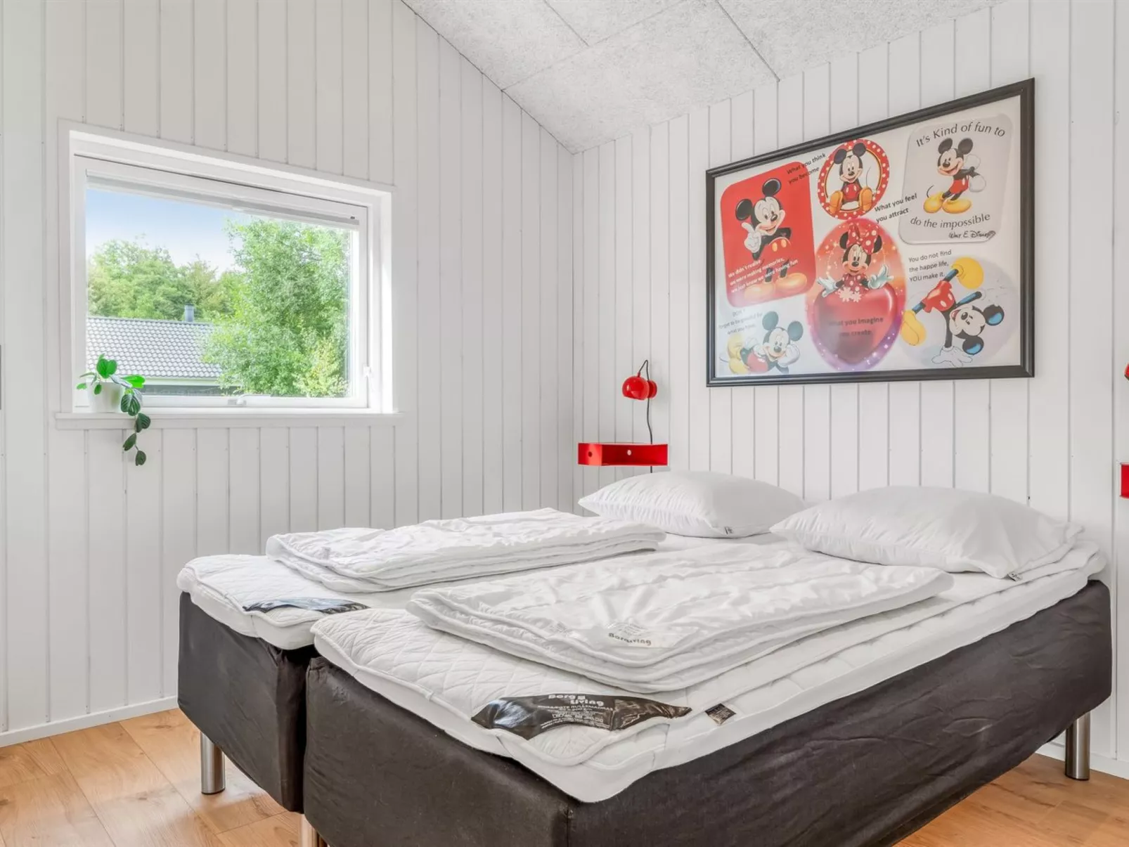 "Frederikke" - 990m from the sea-Binnen