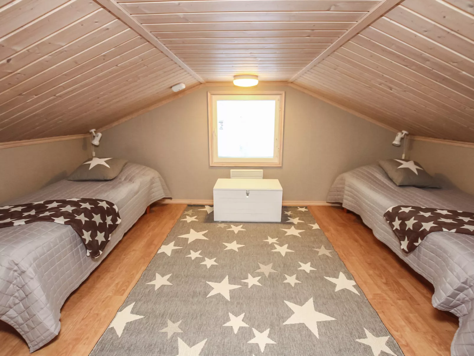 Rukan taikavuosselin helmi 8 a-Binnen