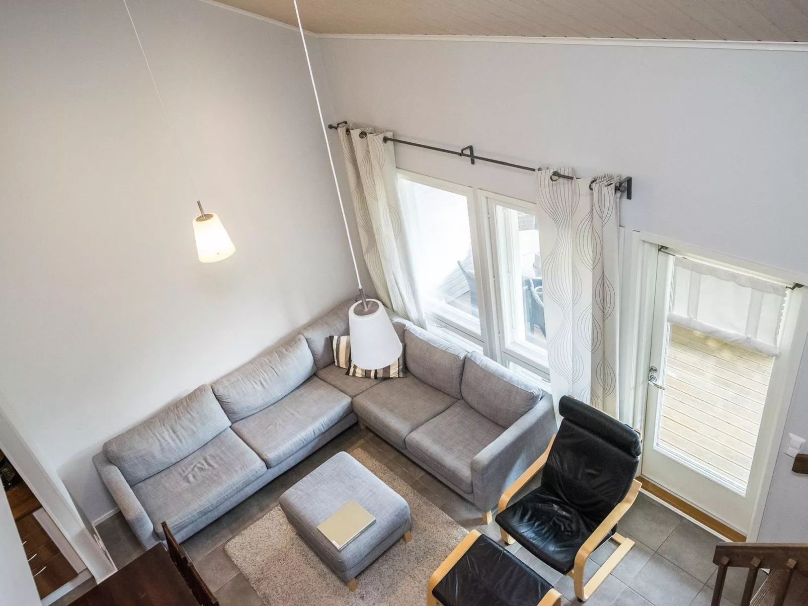 4 seasons b 2-Binnen