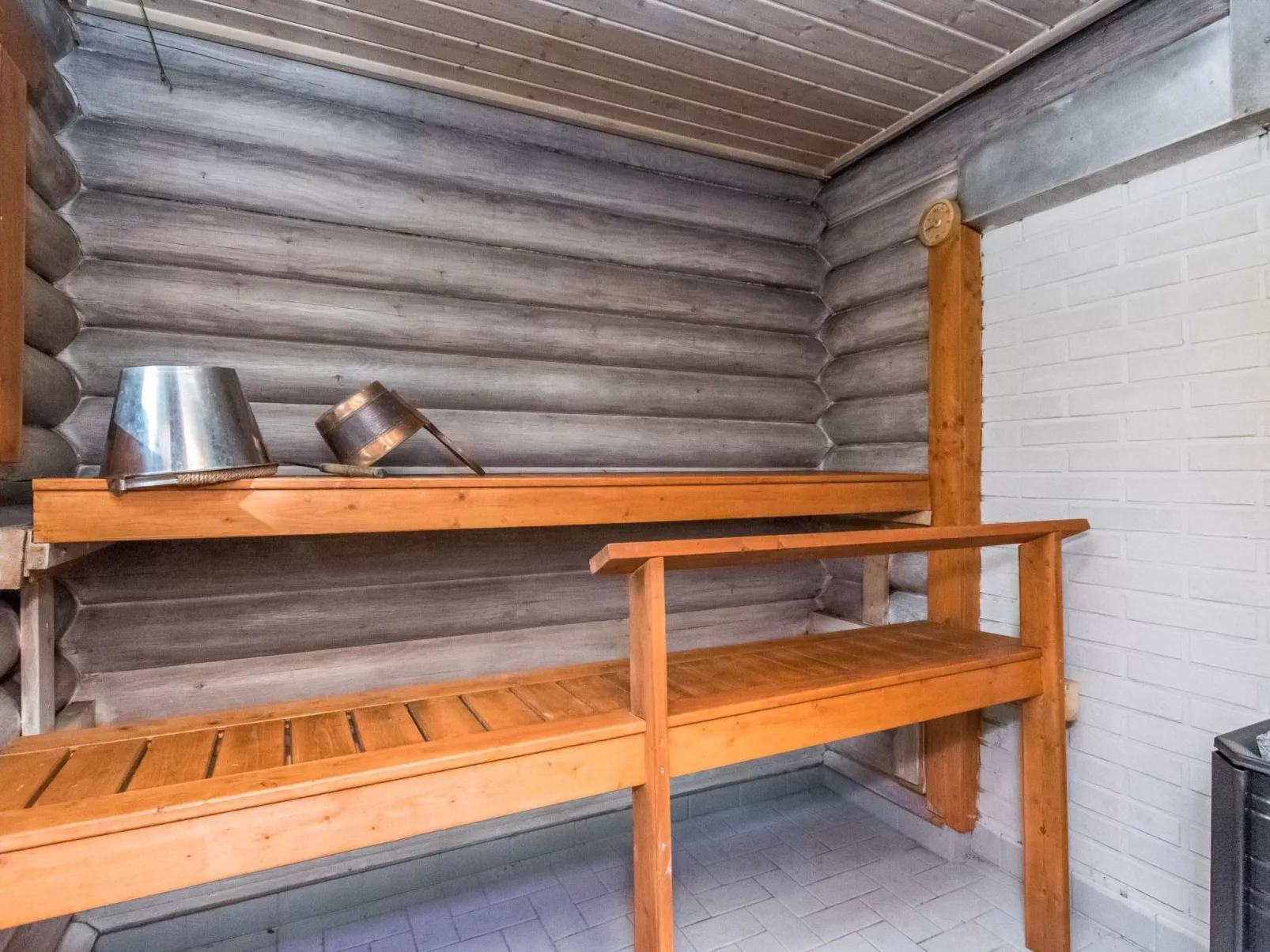 Lohi, cjoe237 a-Binnen