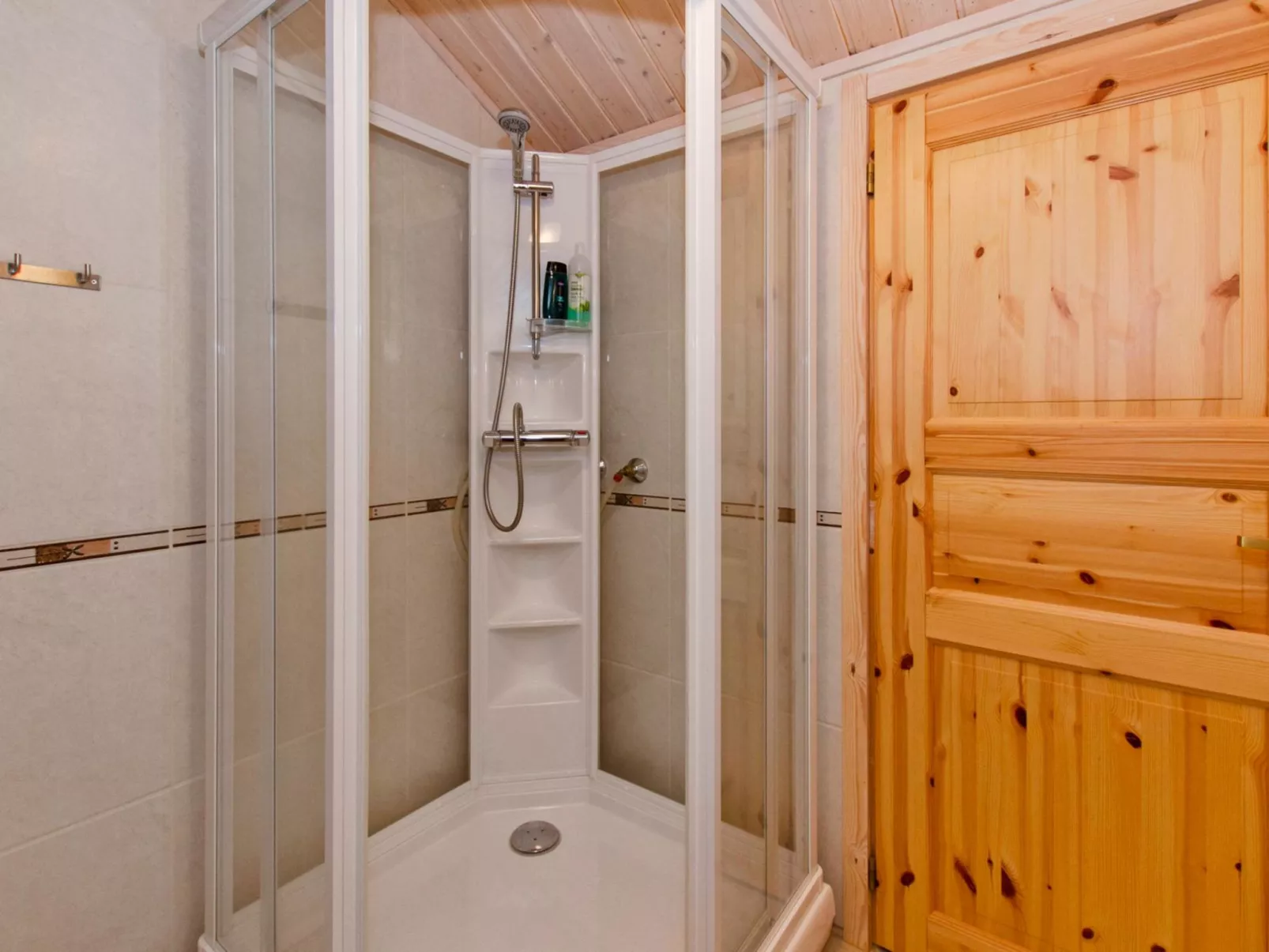 Otsopirtti, maria-Binnen