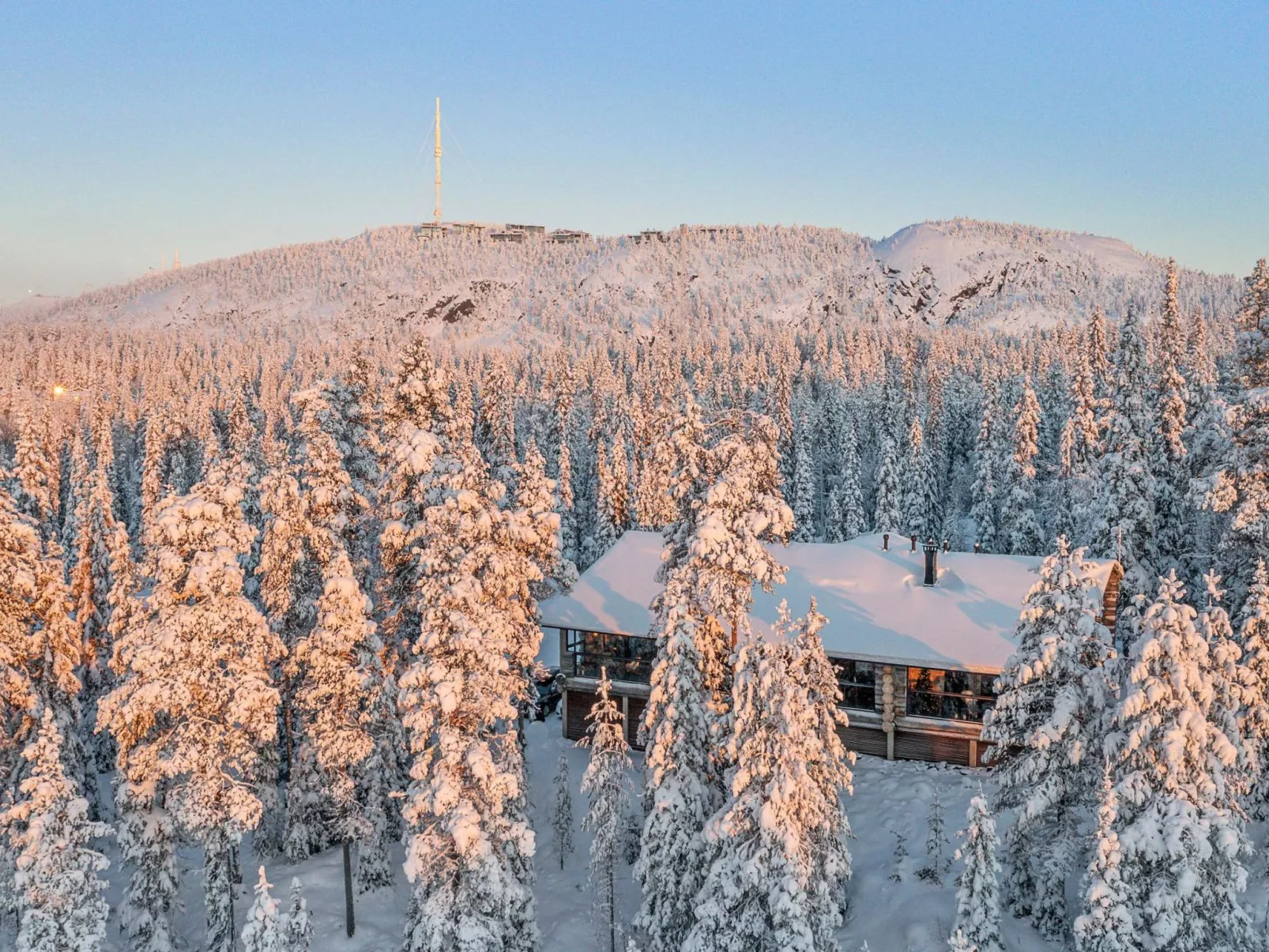 Villa rytilampi b-Binnen