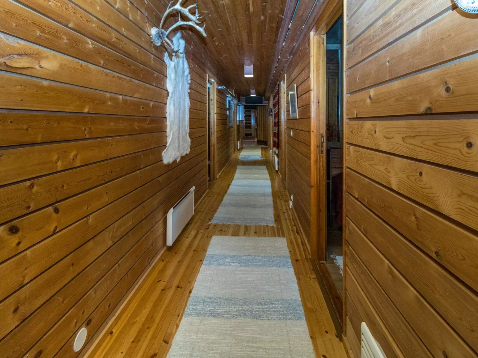 Villa kopararova-Binnen