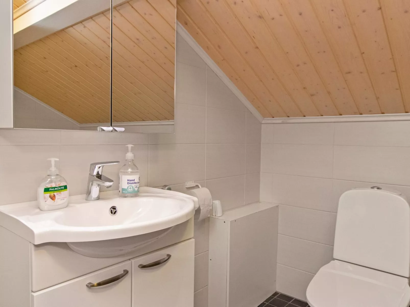 4 seasons hymy b-Binnen