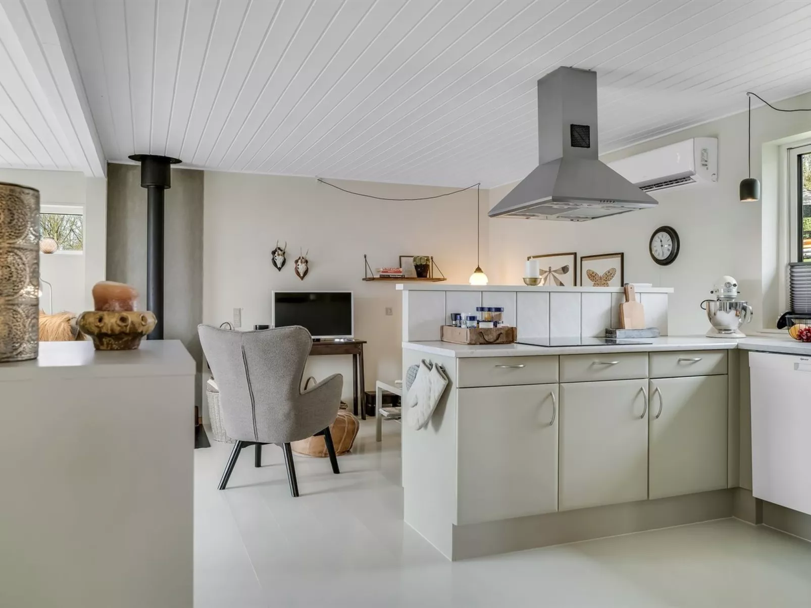 "Lenya" - 300m to the fjord-Binnen