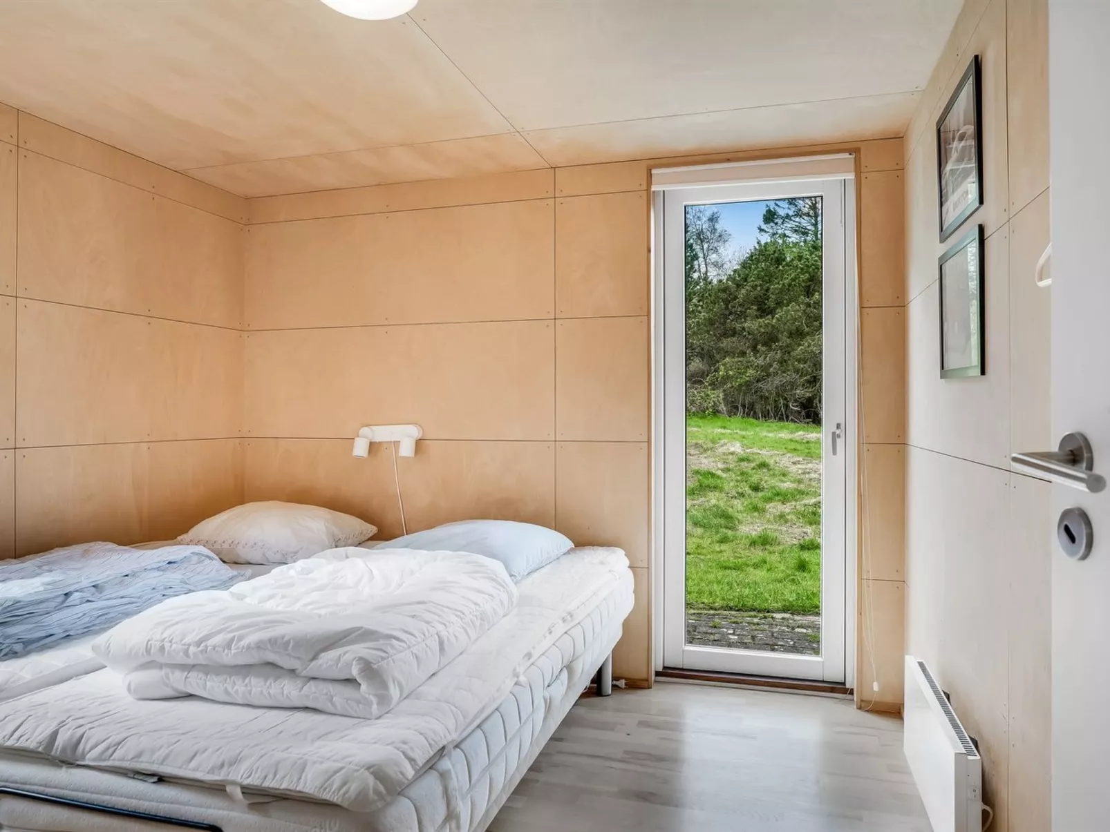 "Ginne" - 1km to the fjord-Binnen