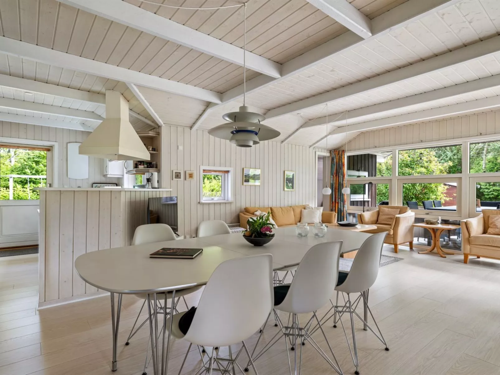 "Hennrik" - 240m from the sea-Binnen