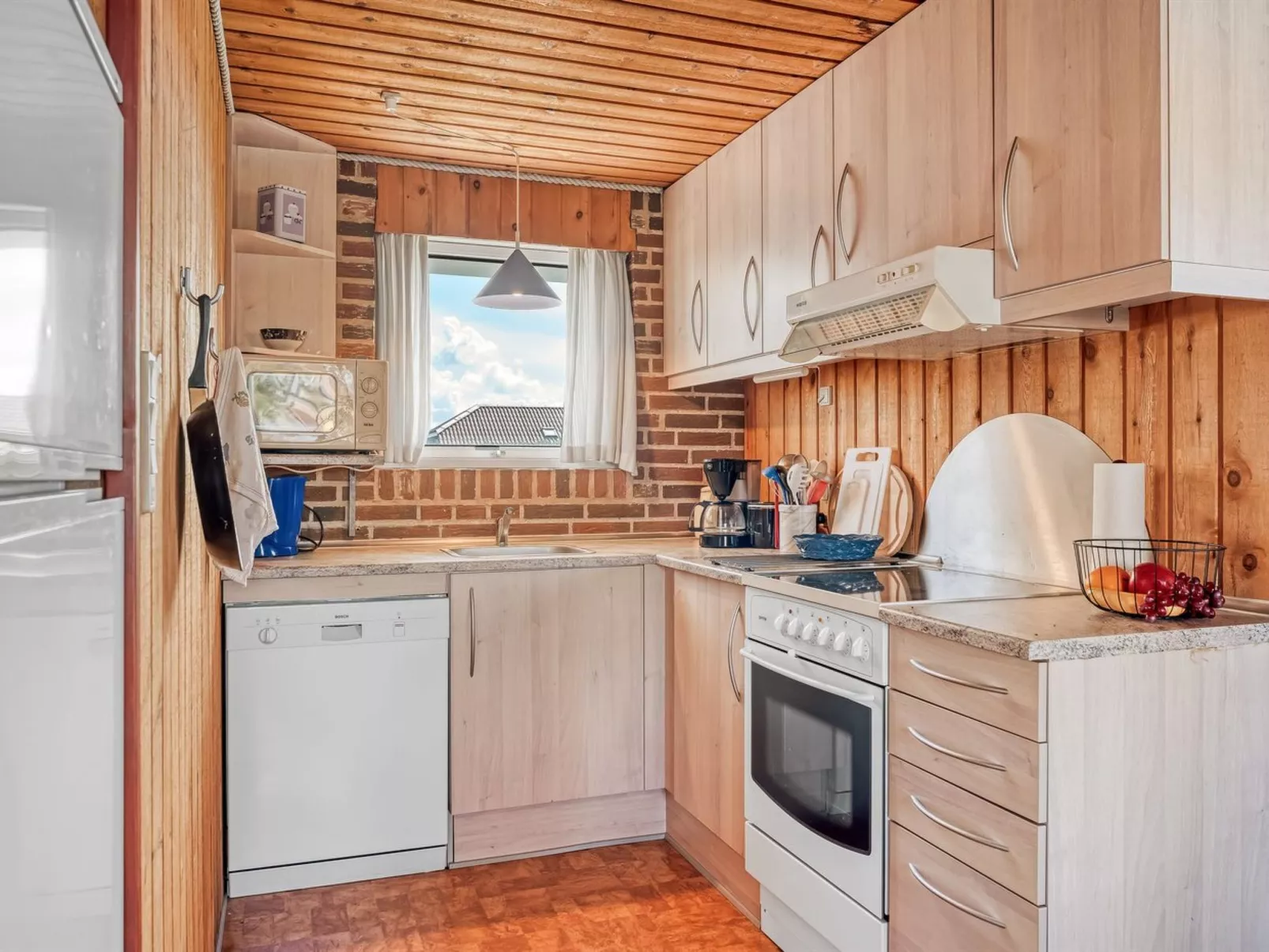 "Ava" - 350m from the sea-Binnen