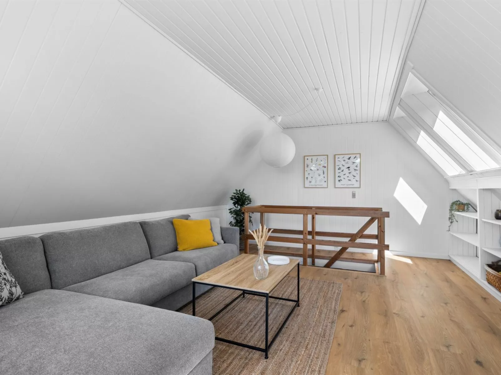 "Sunna" - 1km from the sea-Binnen