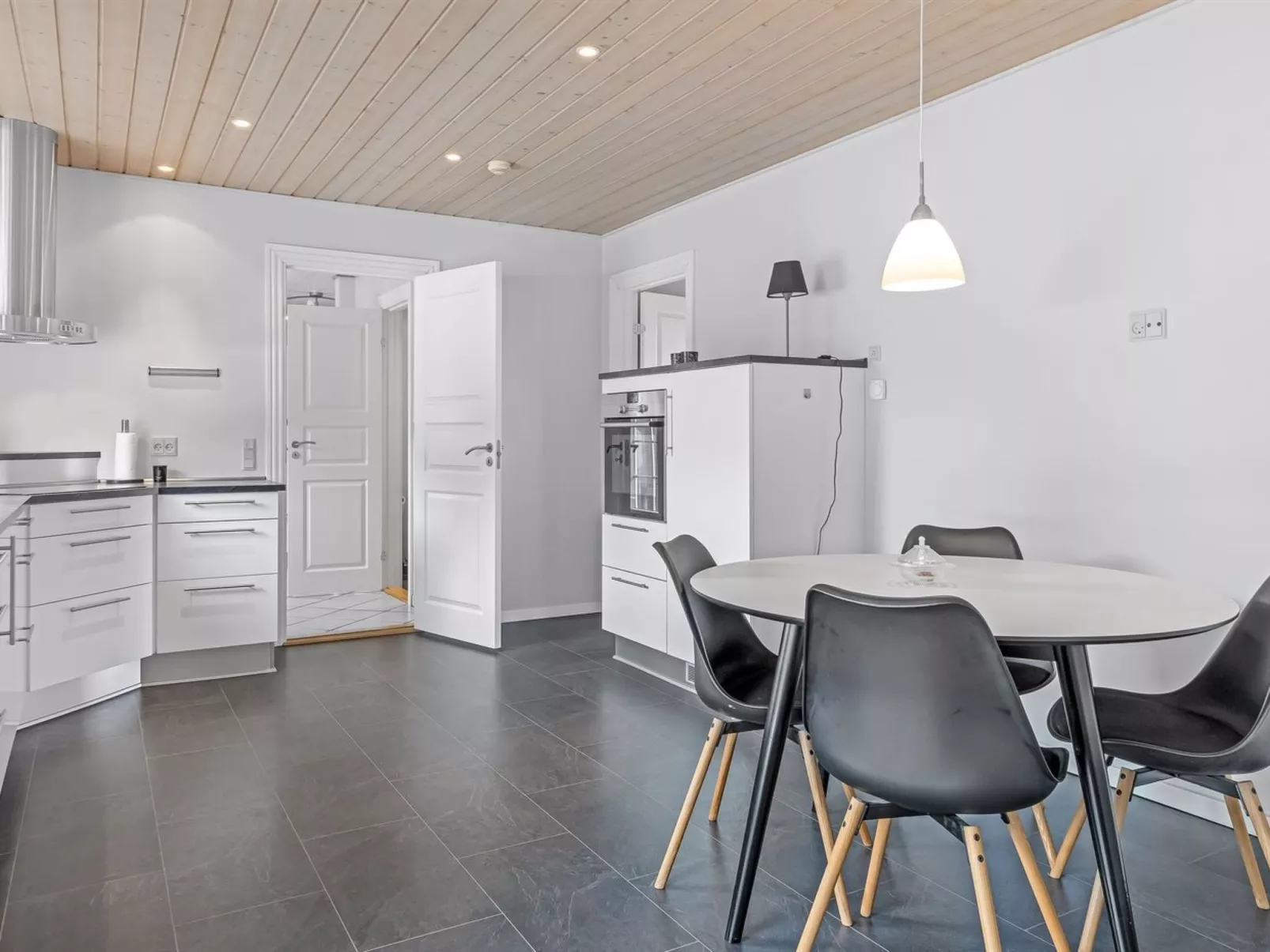 "Kukka" - 16km from the sea-Binnen