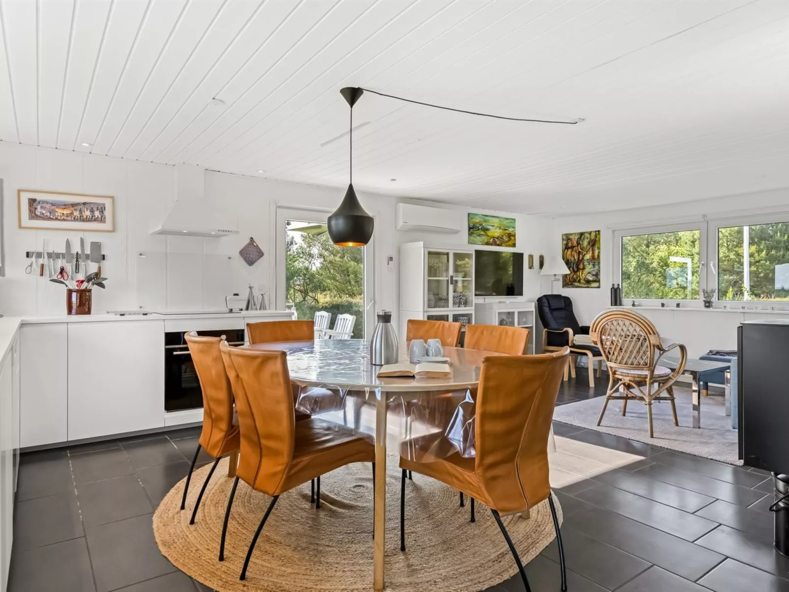 "Esma" - 3km from the sea-Binnen