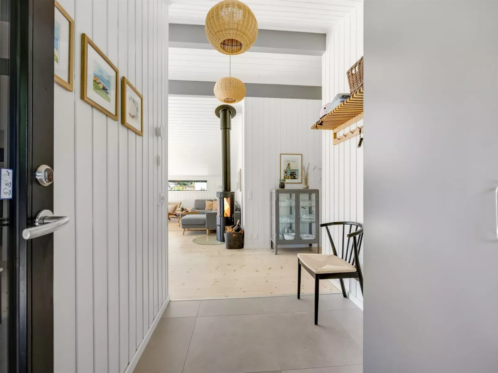 "Verner" - 990m from the sea-Binnen