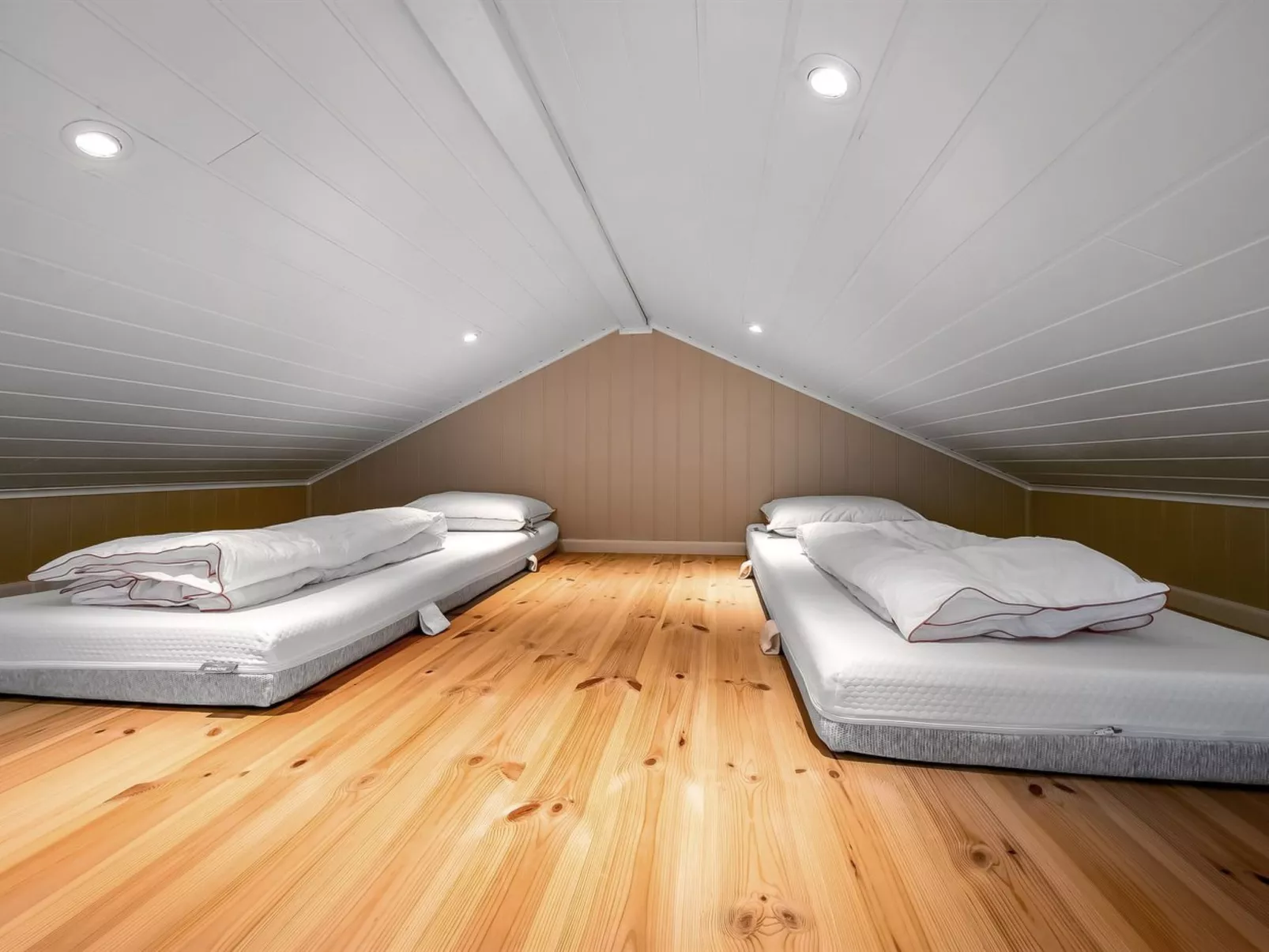 "Adia" - 650m from the sea-Binnen