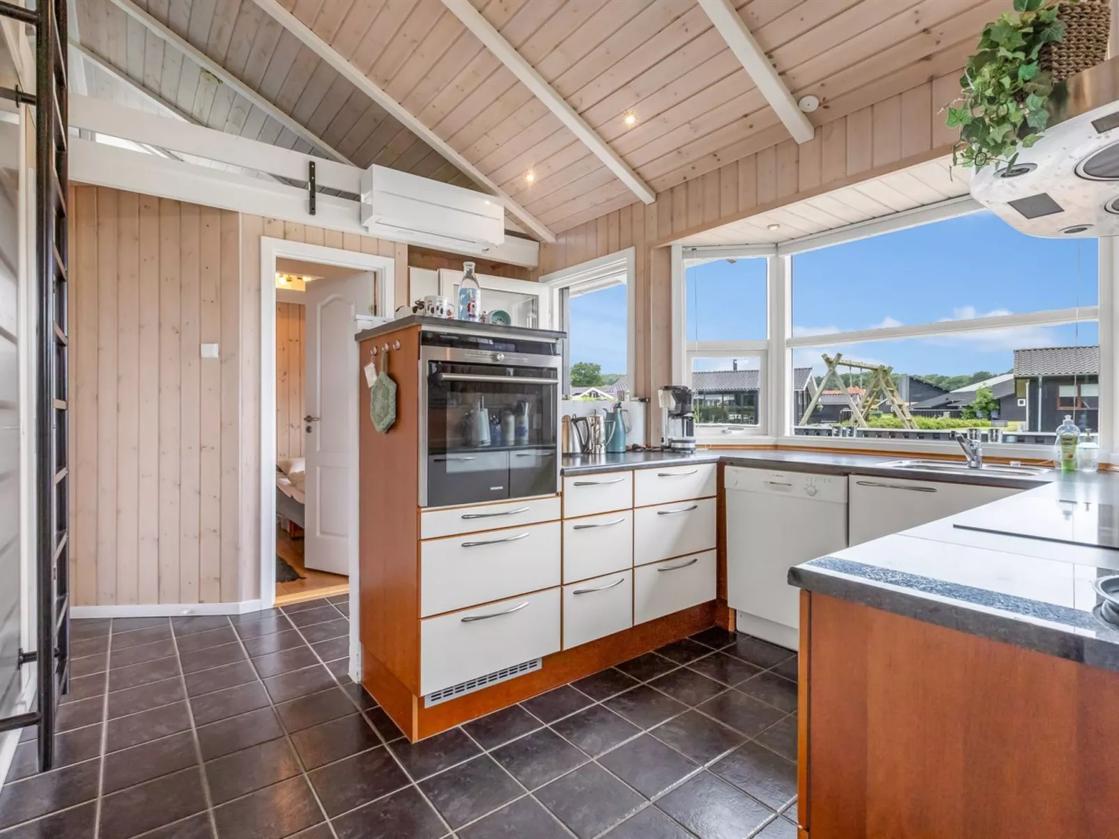 "Winald" - 150m from the sea-Binnen