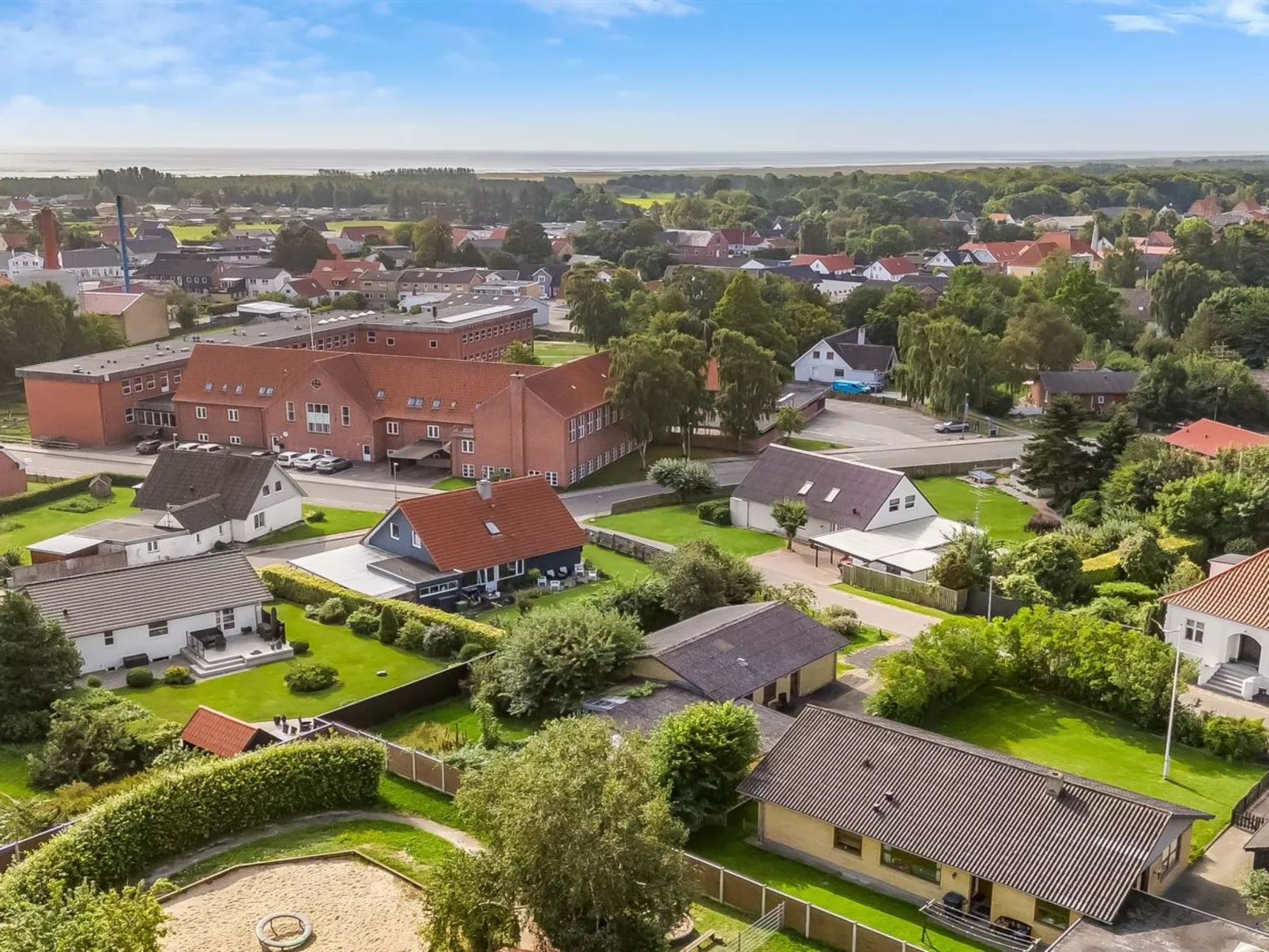 "Ilmo" - 1.9km from the sea-Buiten