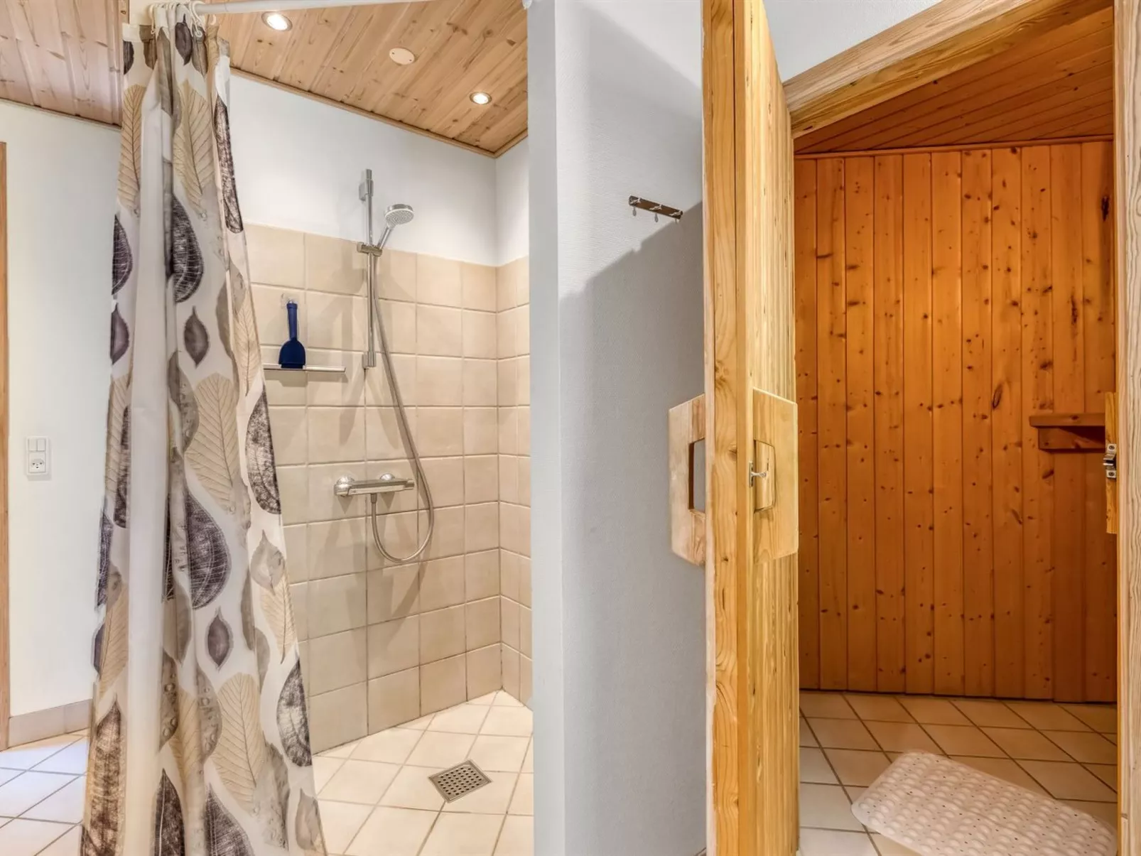 "Hristijan" - 4.8km from the sea