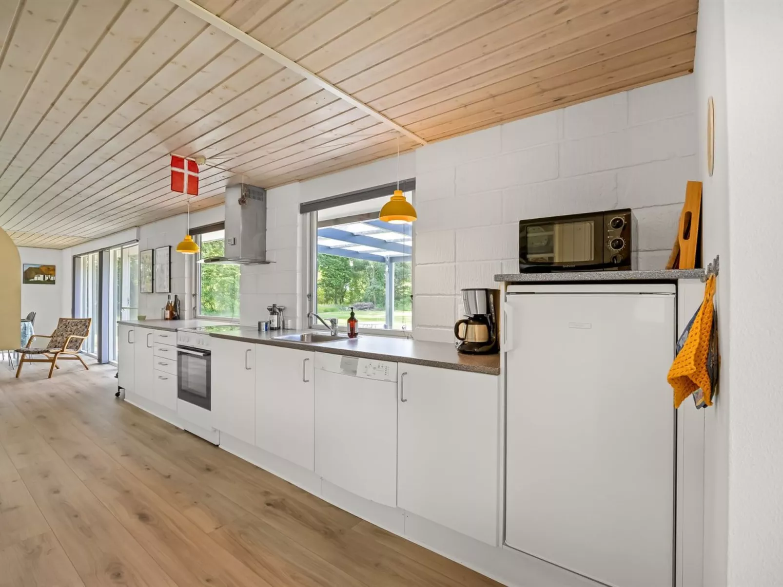 "Annetta" - 800m from the sea-Binnen