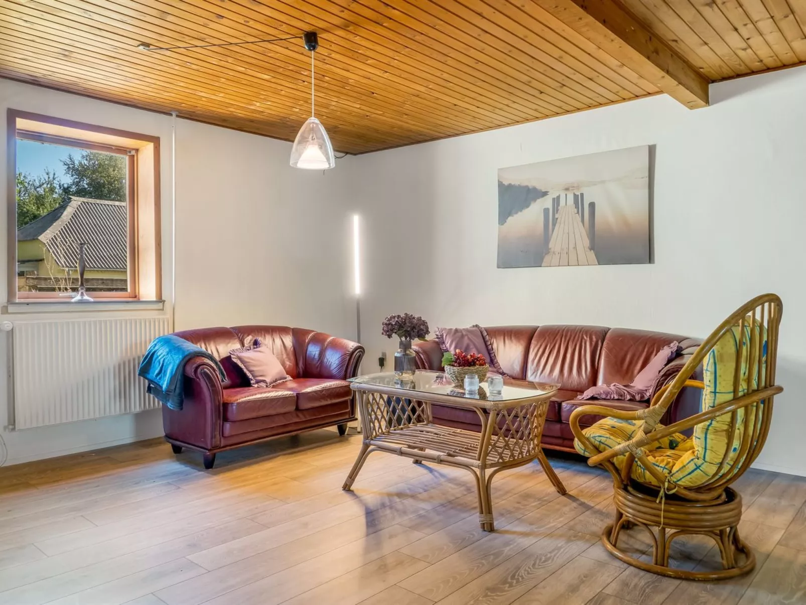 "Eiko" - 400m to the fjord-Binnen