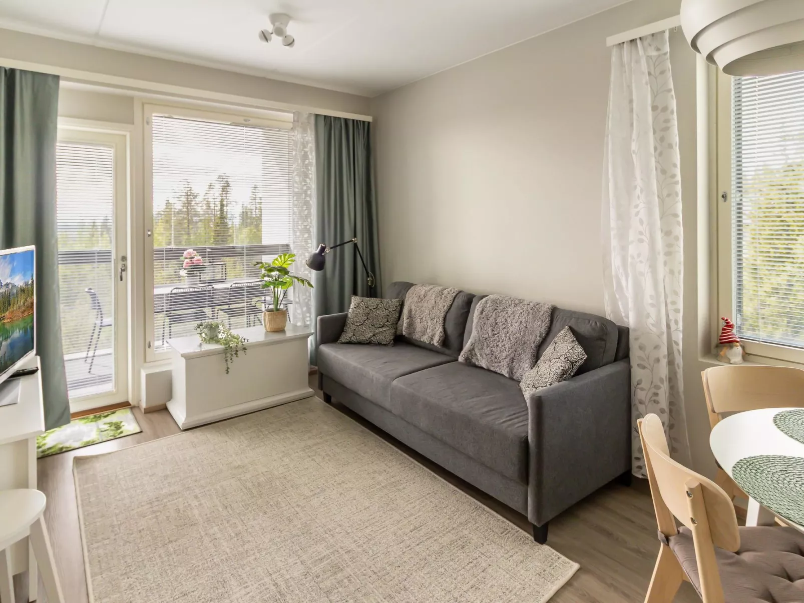 Aurinkorinne 1 as 24-Binnen