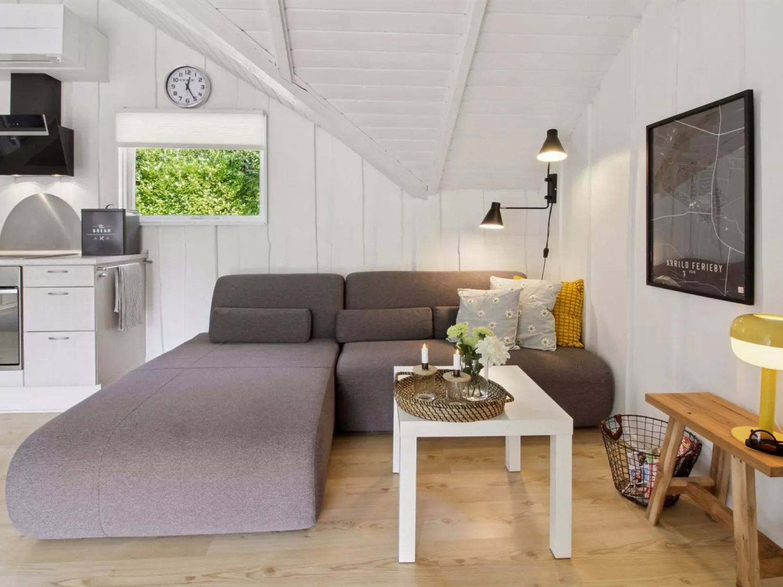 "Helke" - 30km from the sea-Binnen