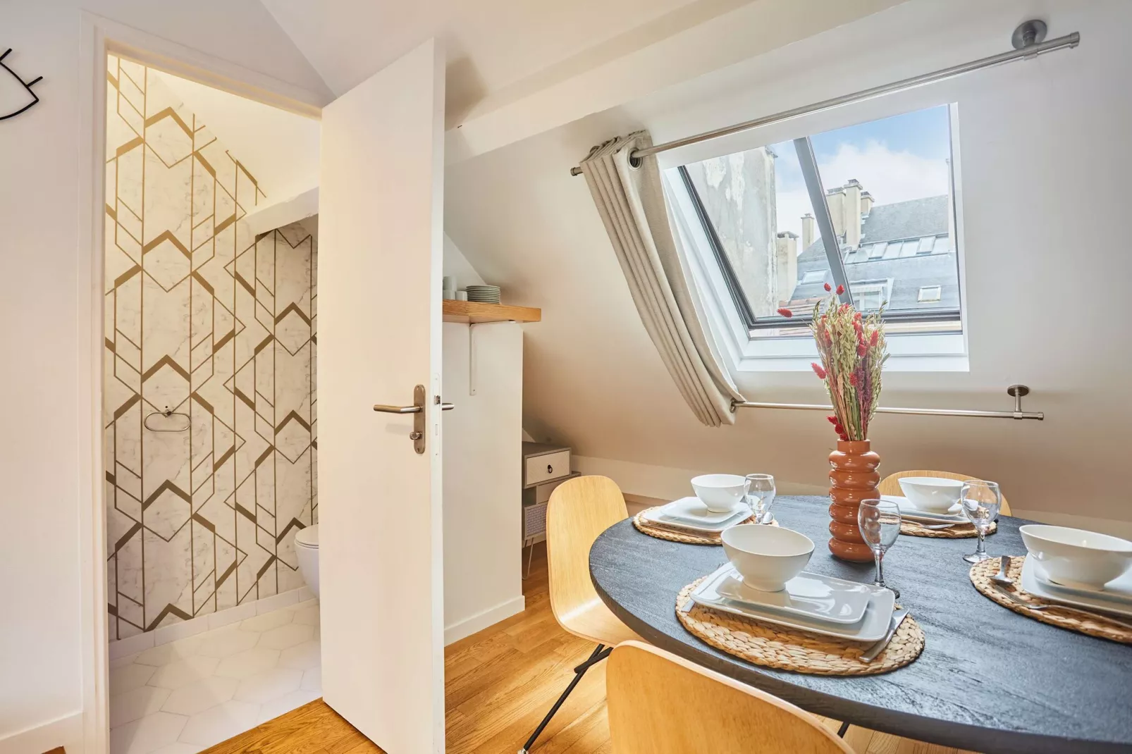 TEMPLE 5 NEW-Niet-getagd