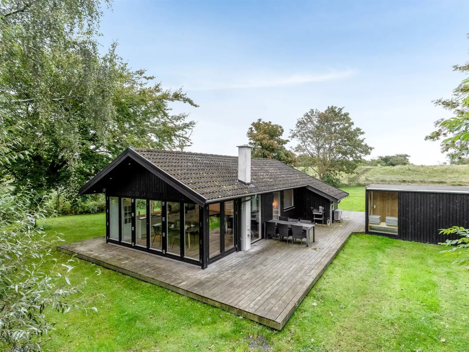 "Litle" - 30m from the sea-Buiten