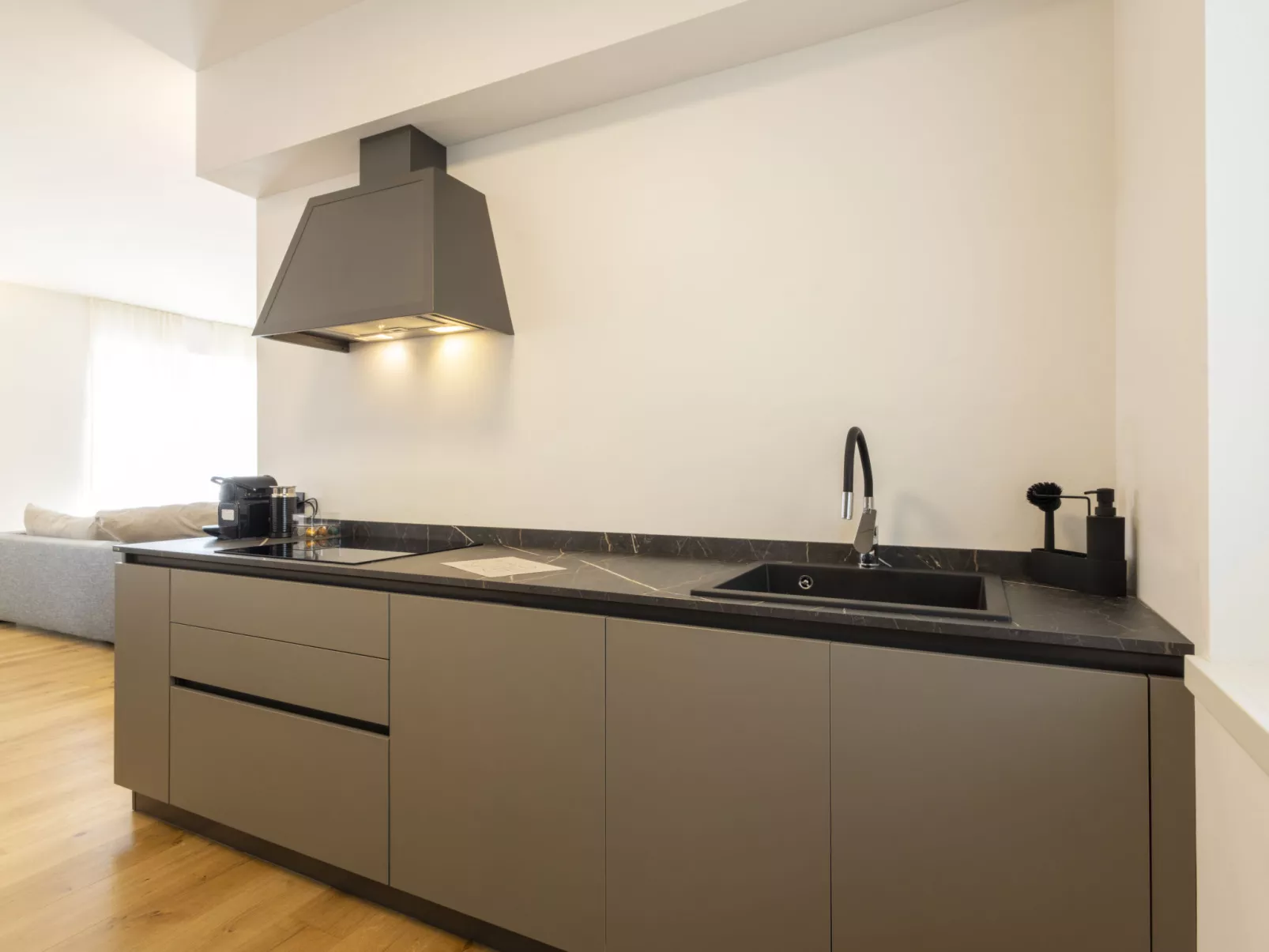 Civico 16 Garden Home-Binnen