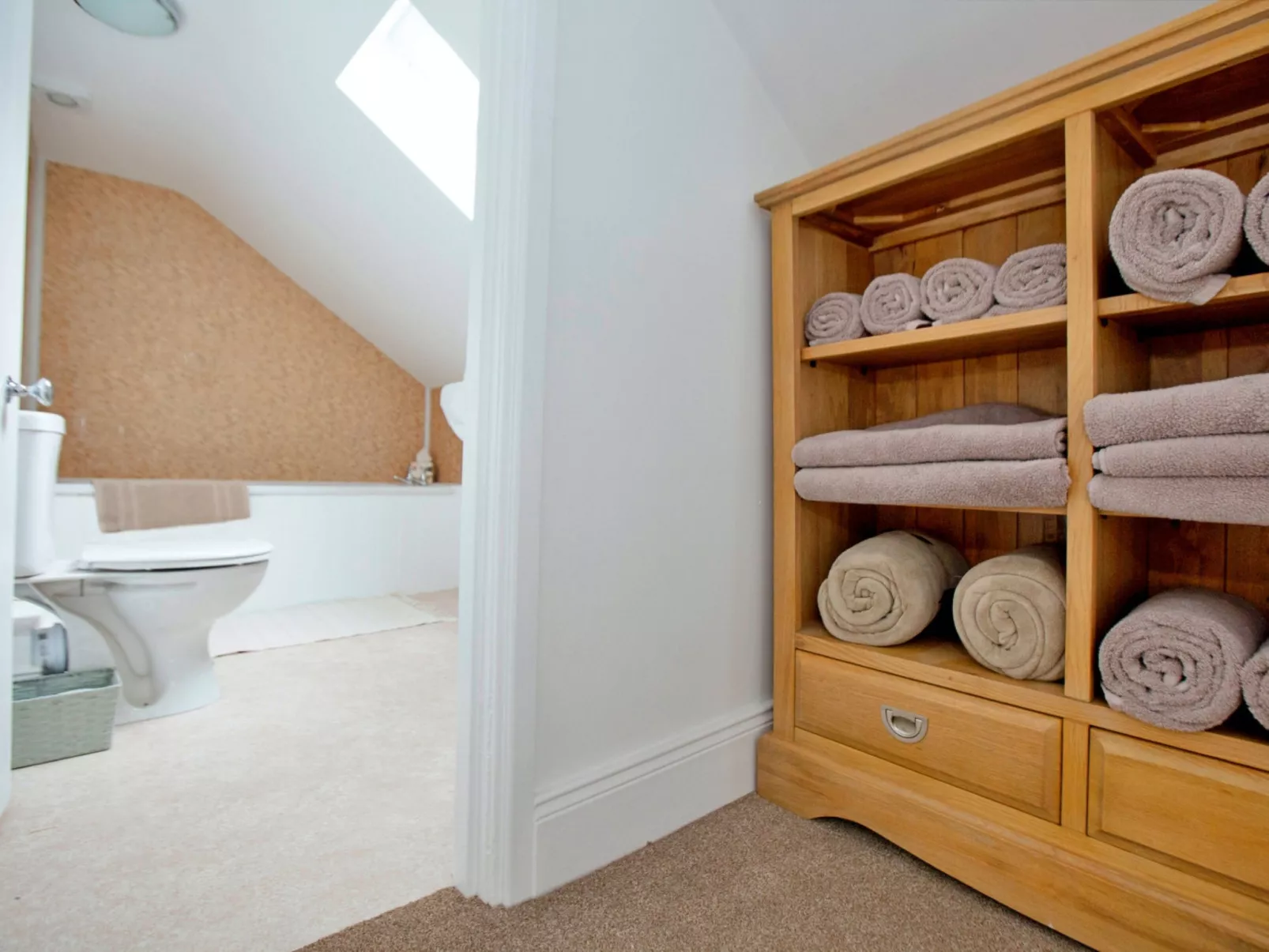 The Cottage, Shortflatt Farm-Binnen