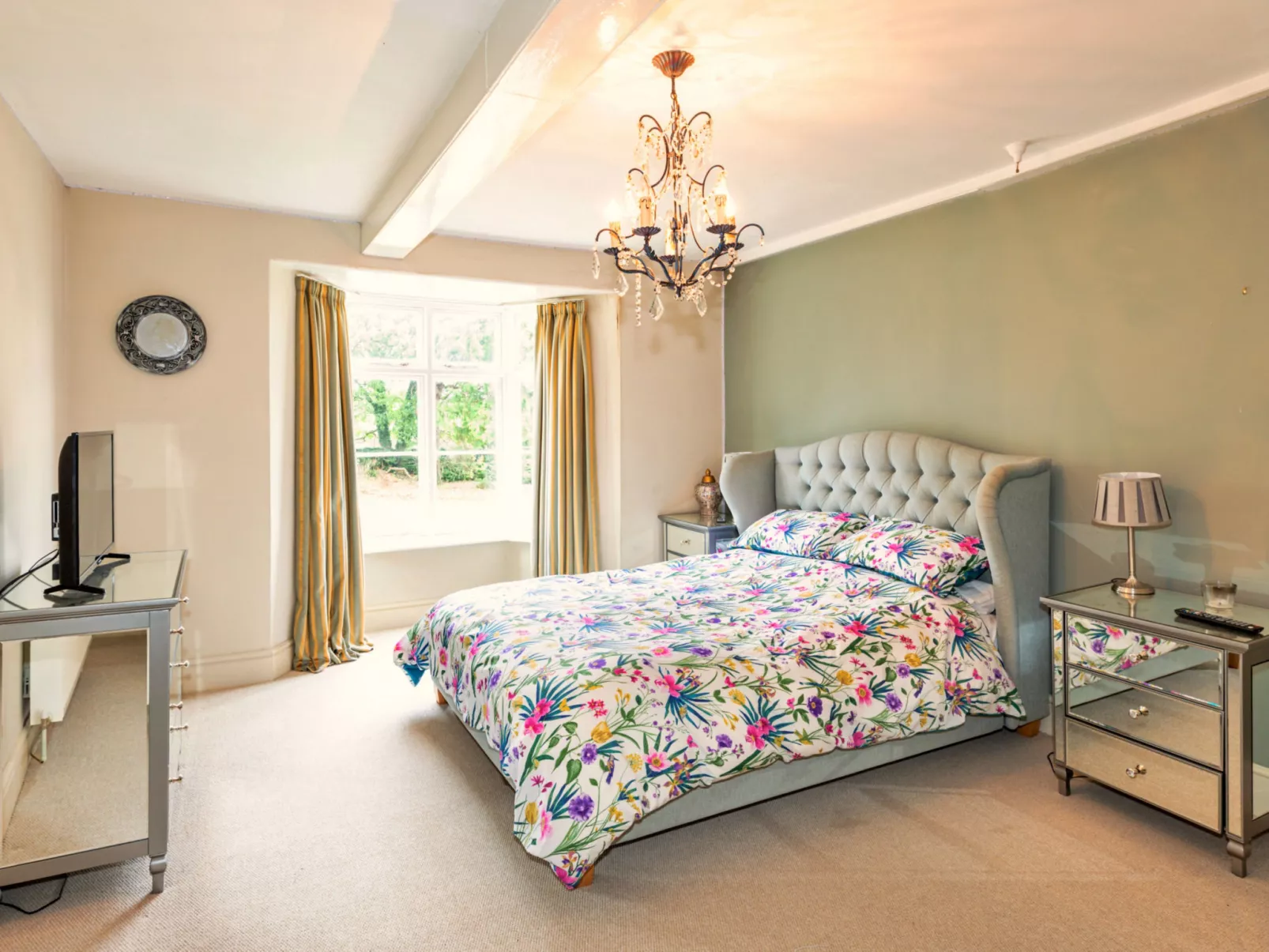 Islip Mill House - Beautiful Riverside Home-Binnen