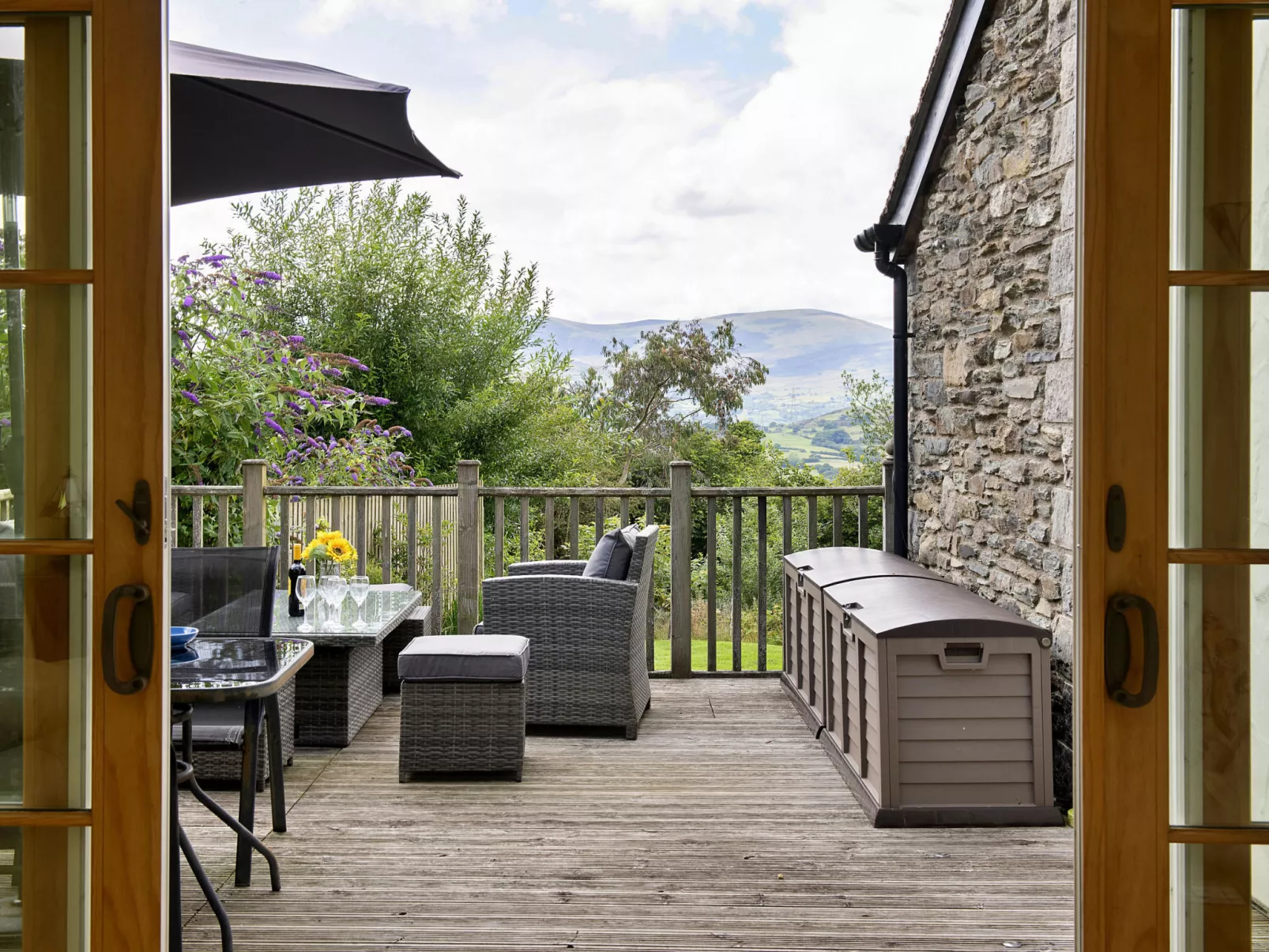 Buzzards View-Buiten