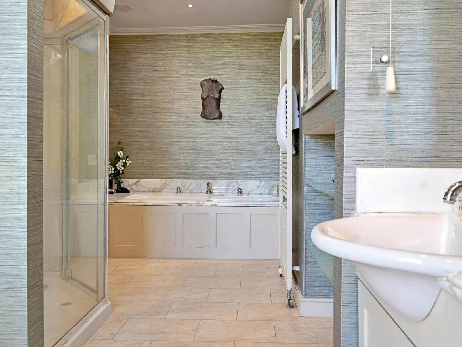 Tormarton Court-Binnen