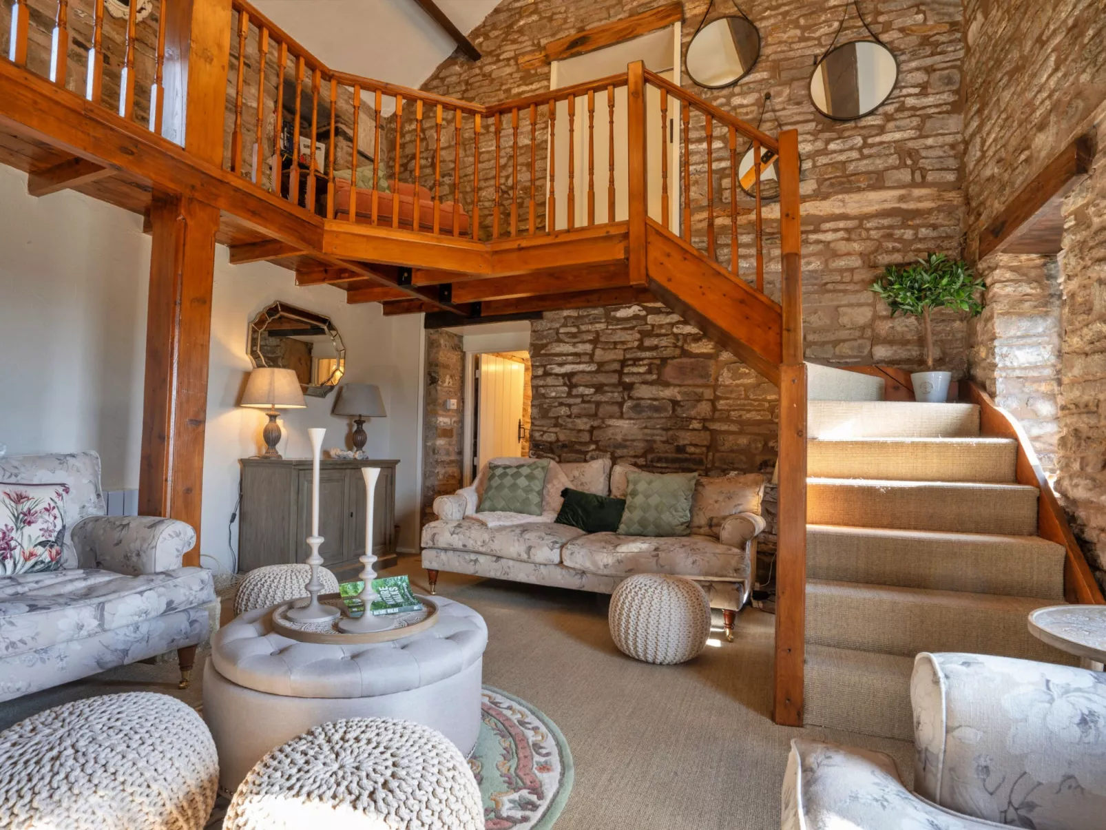 The Cottages Collection at Blackclough Farm-Binnen
