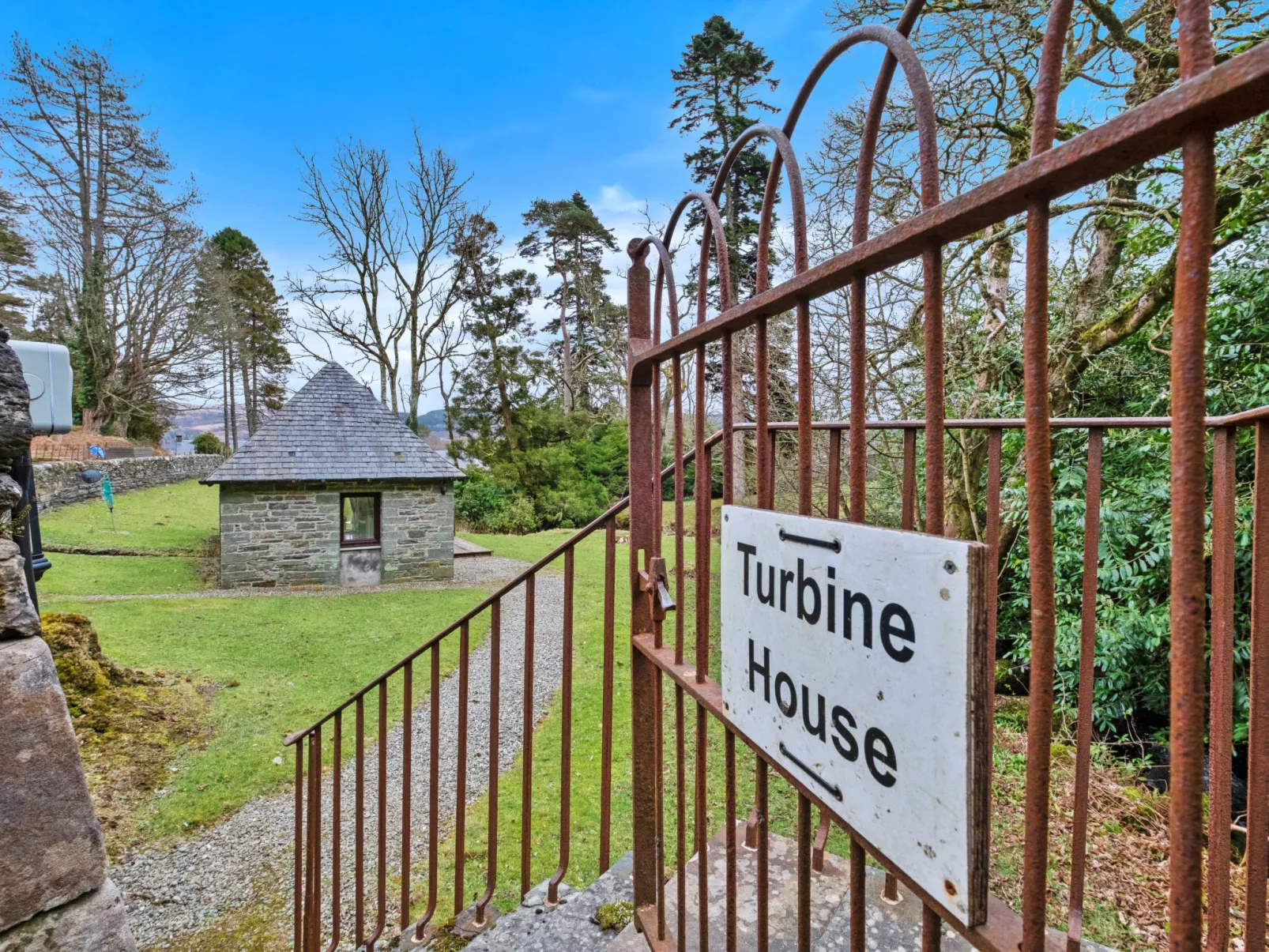 The Turbine House-Buiten