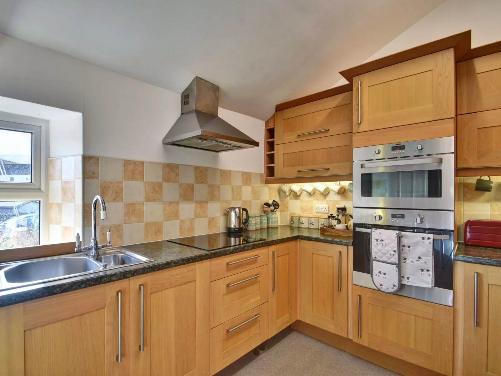 Dales Barn Top-Binnen