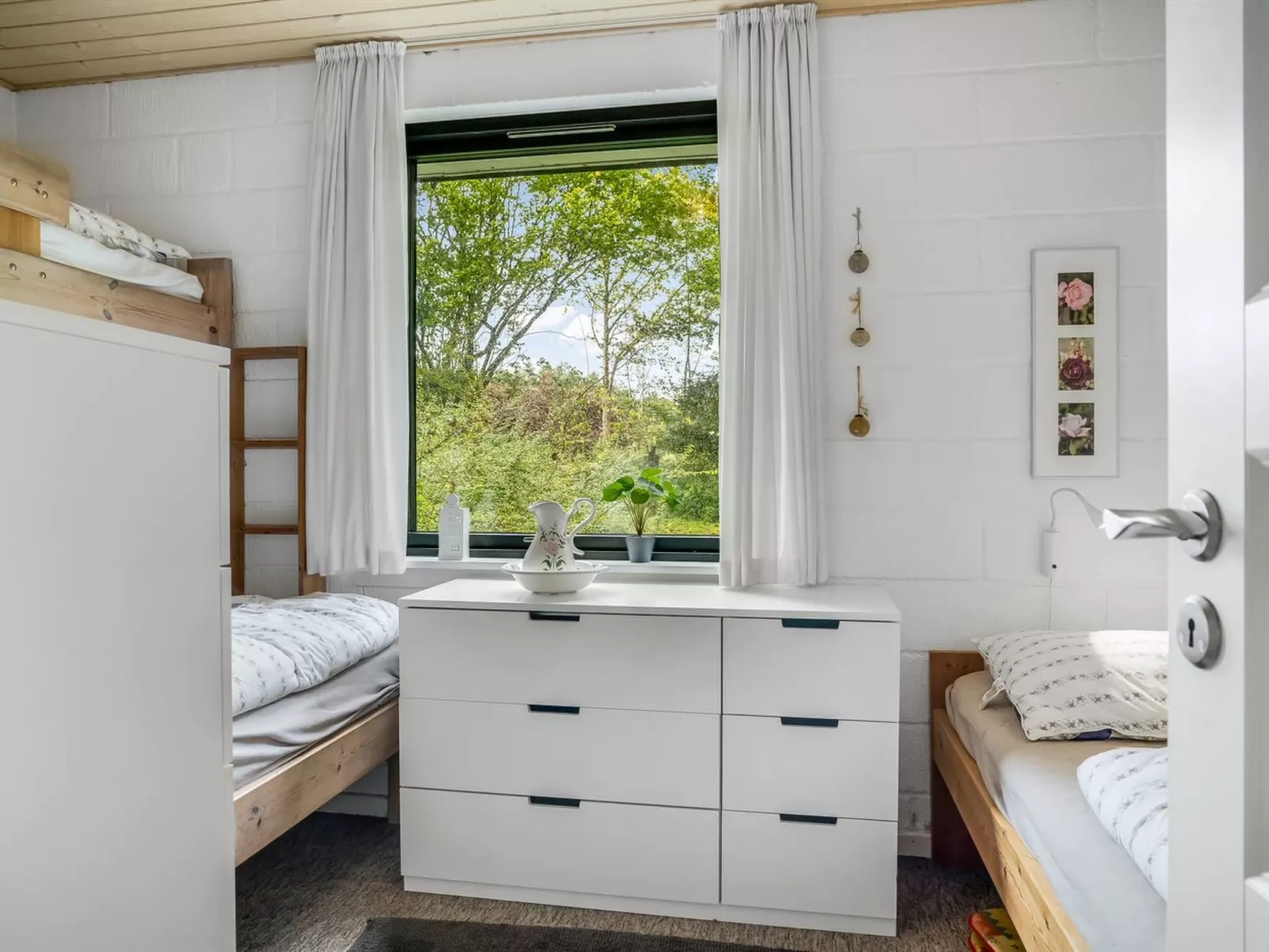 "Velika" - 300m to the fjord-Binnen