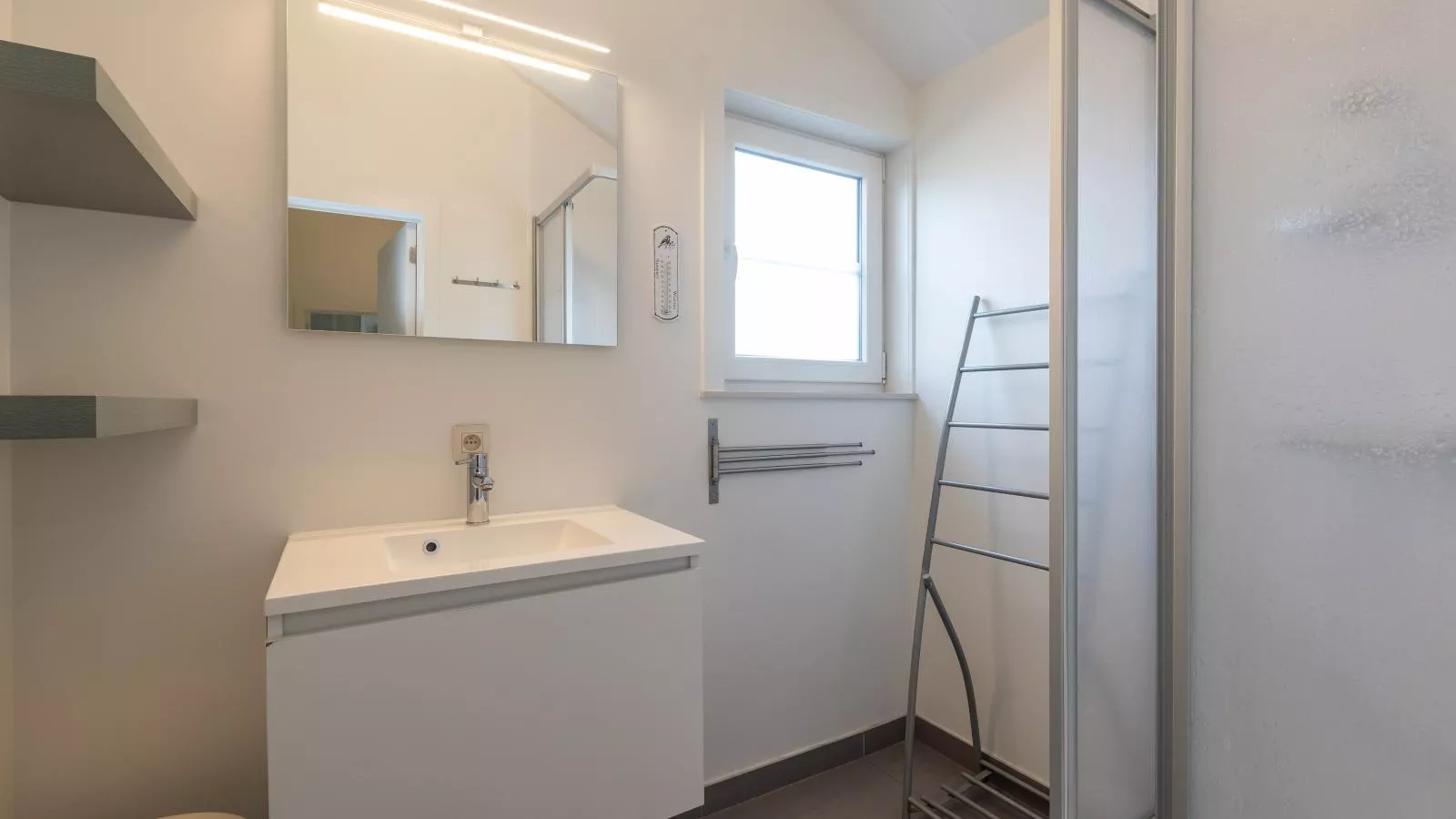 Zee en Polder H138-Badkamer